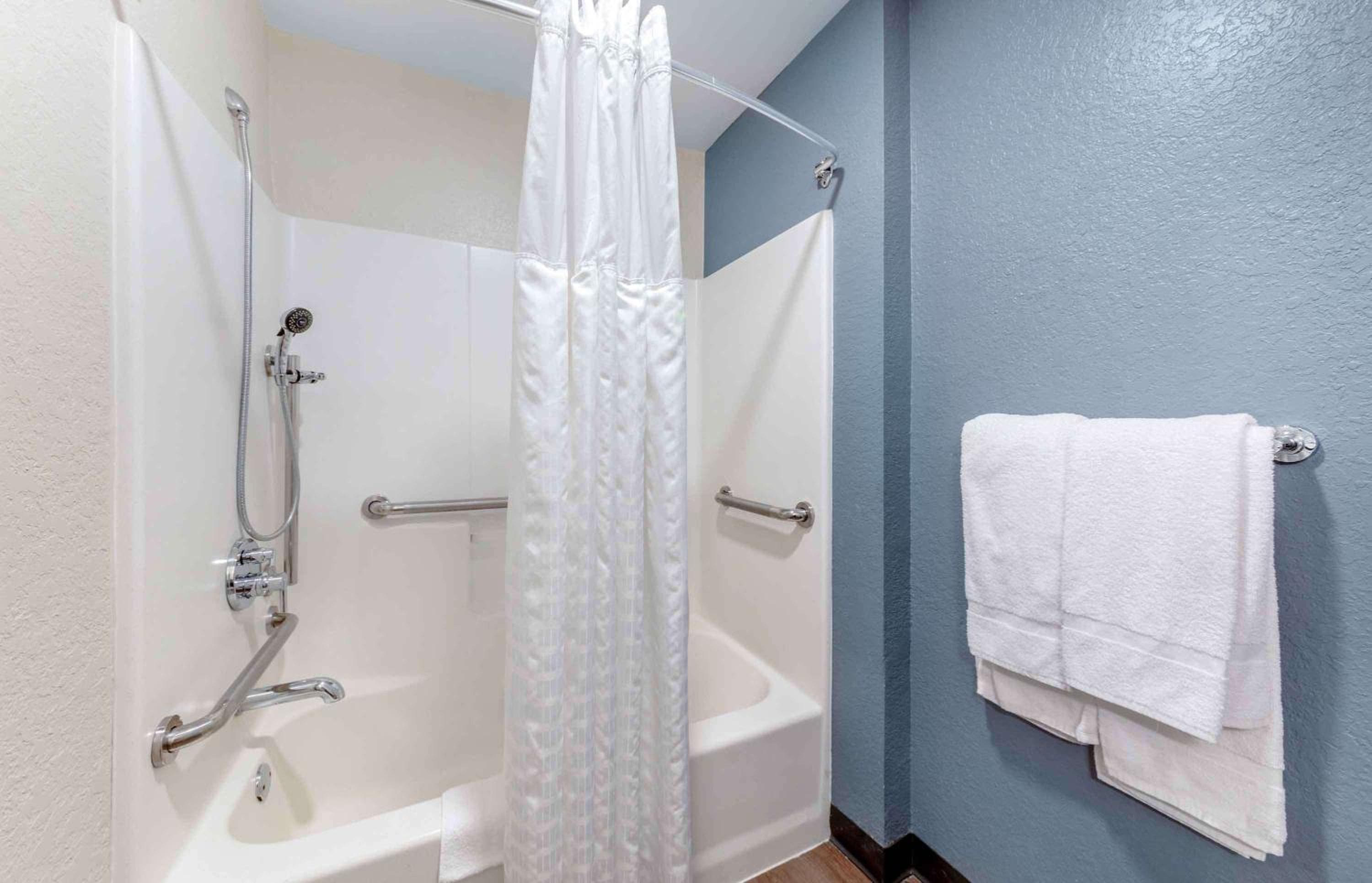 Extended Stay America Premier Suites - Miami - Airport - Doral - 87th Avenue South — 12