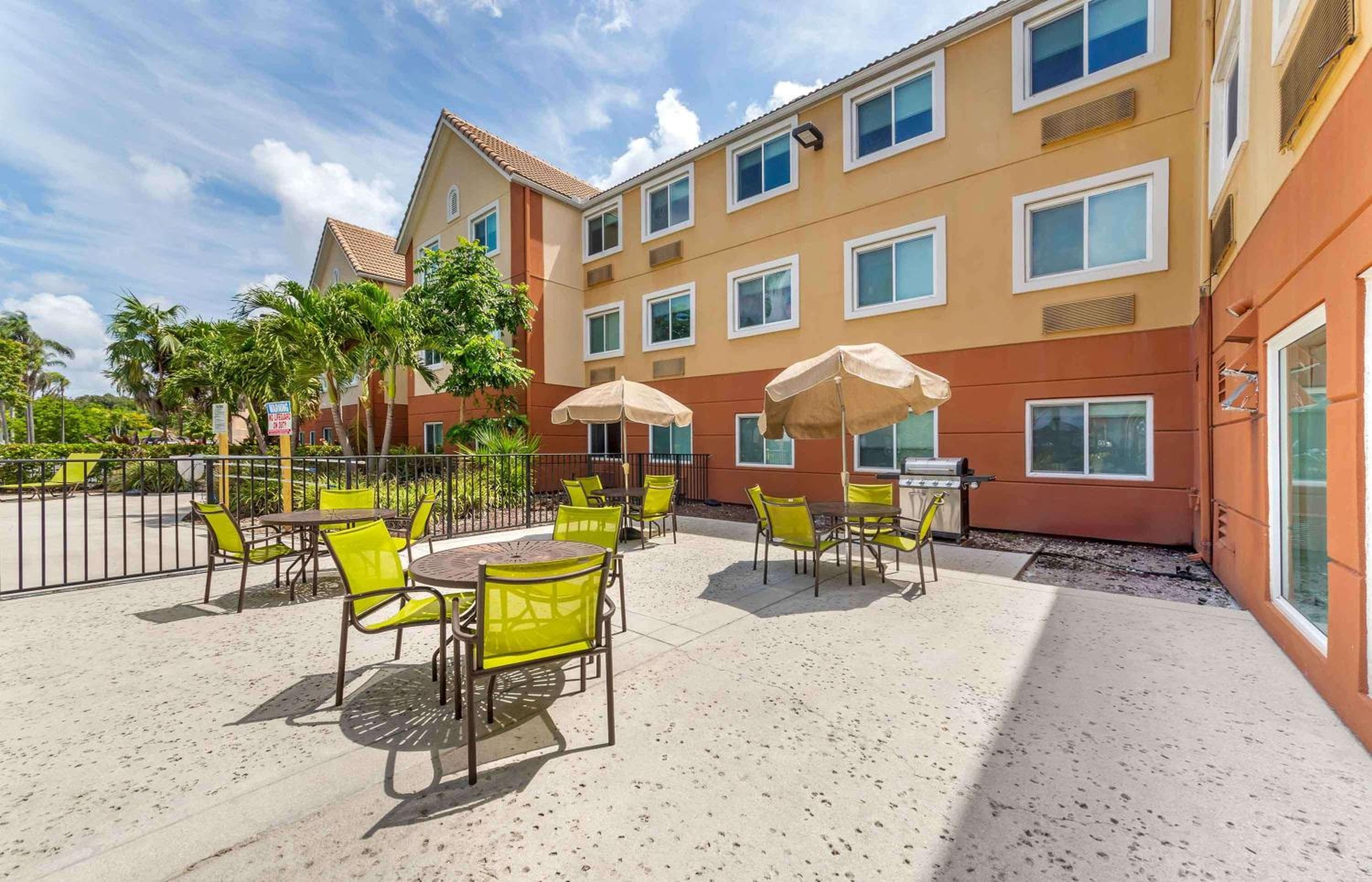 Soggiorno prolungato America Premier Suites - Miami - Aeroporto - Miami Springs — 3