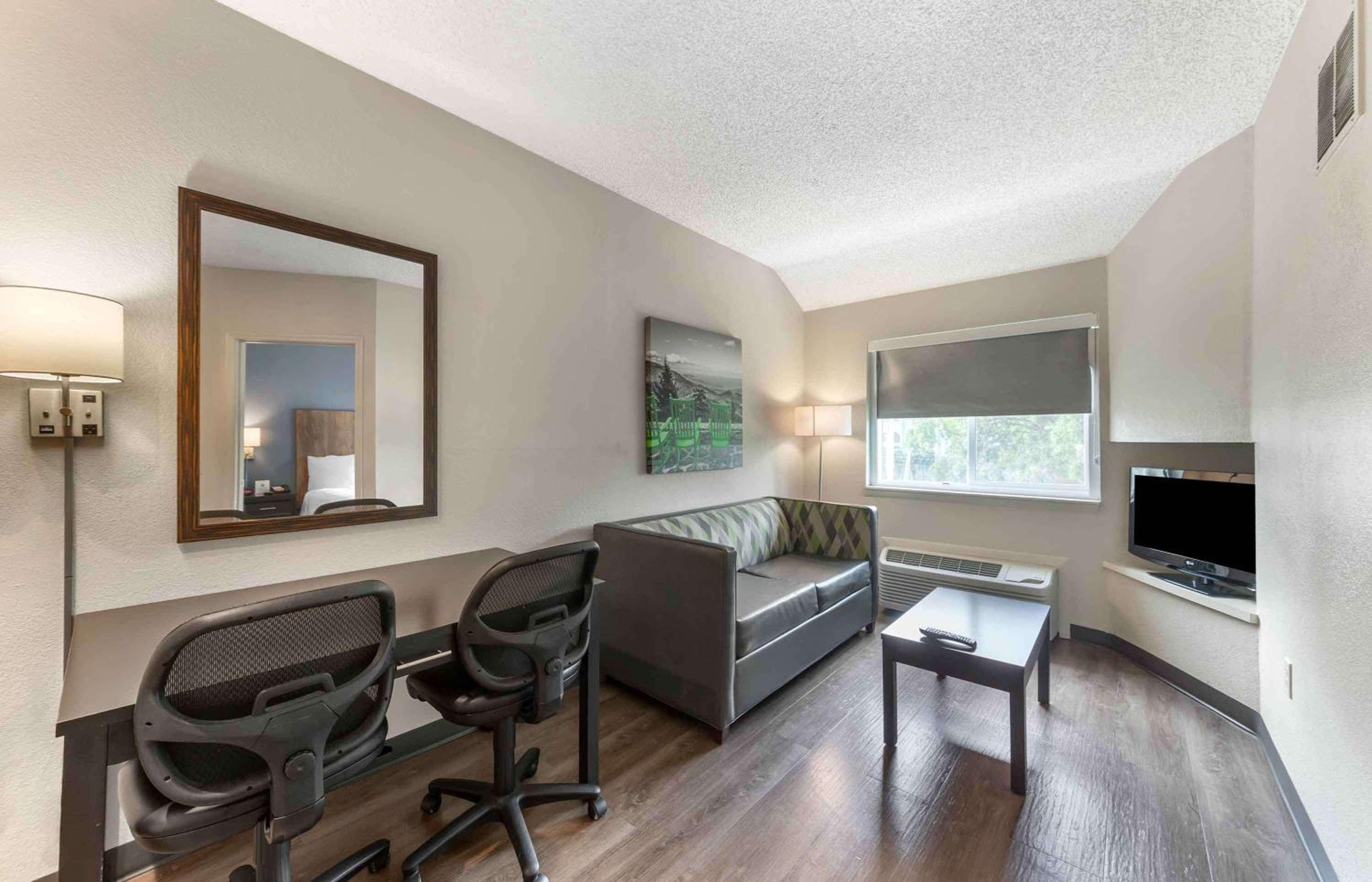 Extended Stay America Premier Suites - Miami - Airport - Miami Springs — 8