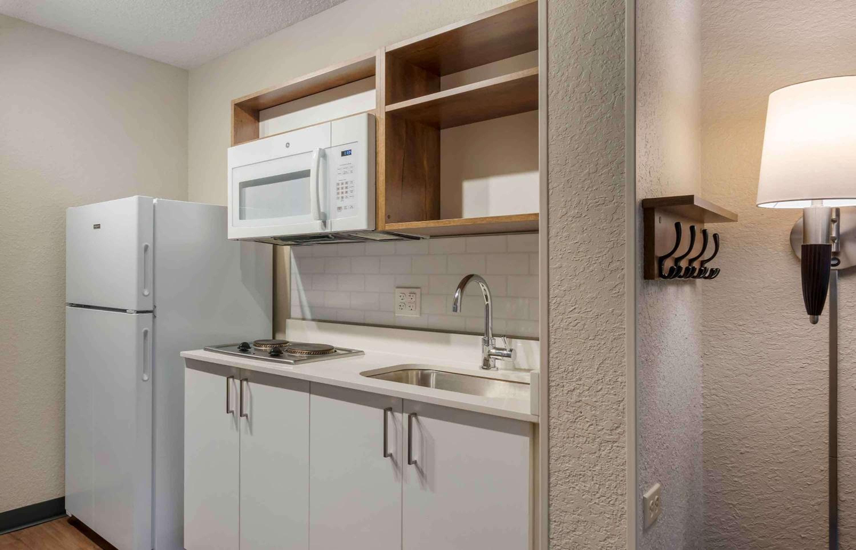 Extended Stay America Premier Suites - Miami - Coral Gables — 15