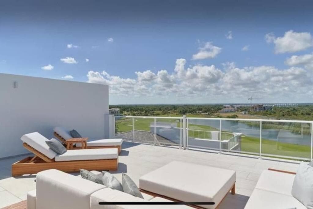 Ocean View Penthouse at Hard Rock by Unwind Properties — 22