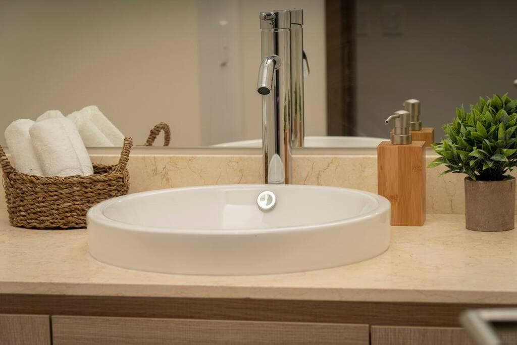Palermo Vista Vela II 3BR/3.5 bath CONDO — 18