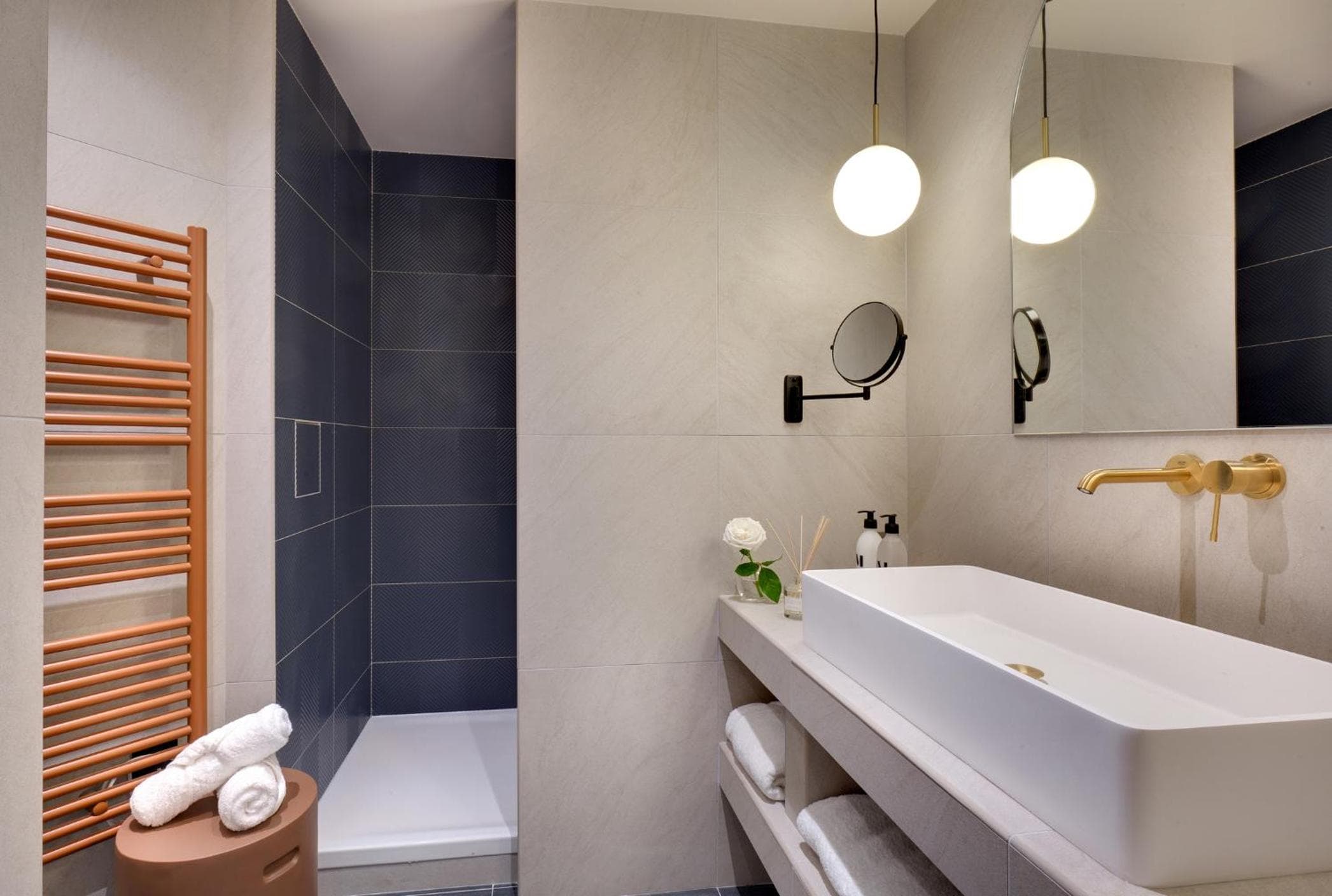 Hôtel Artemisia Montmartre — 11