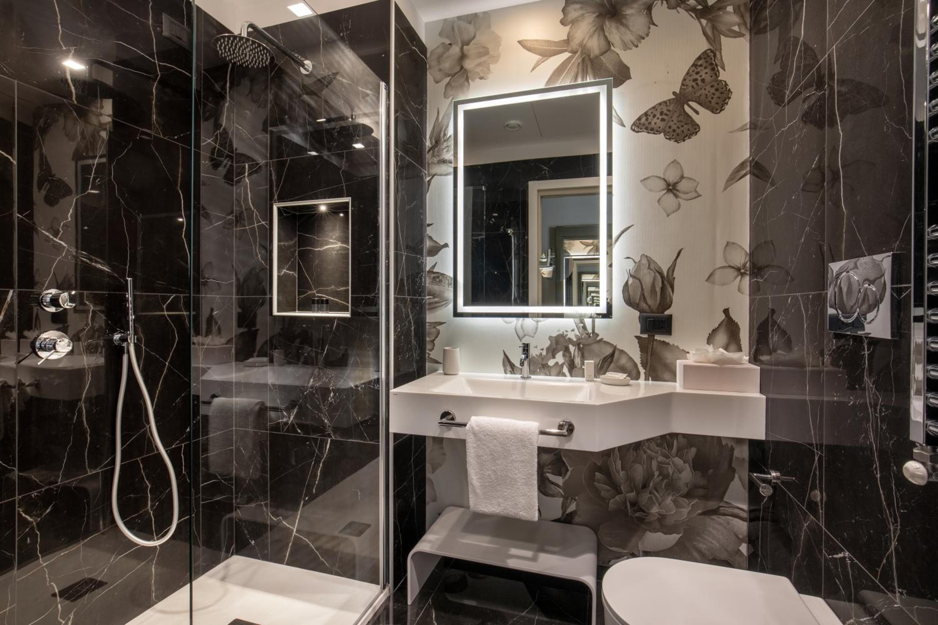 L'Albergo Maggiore — 2