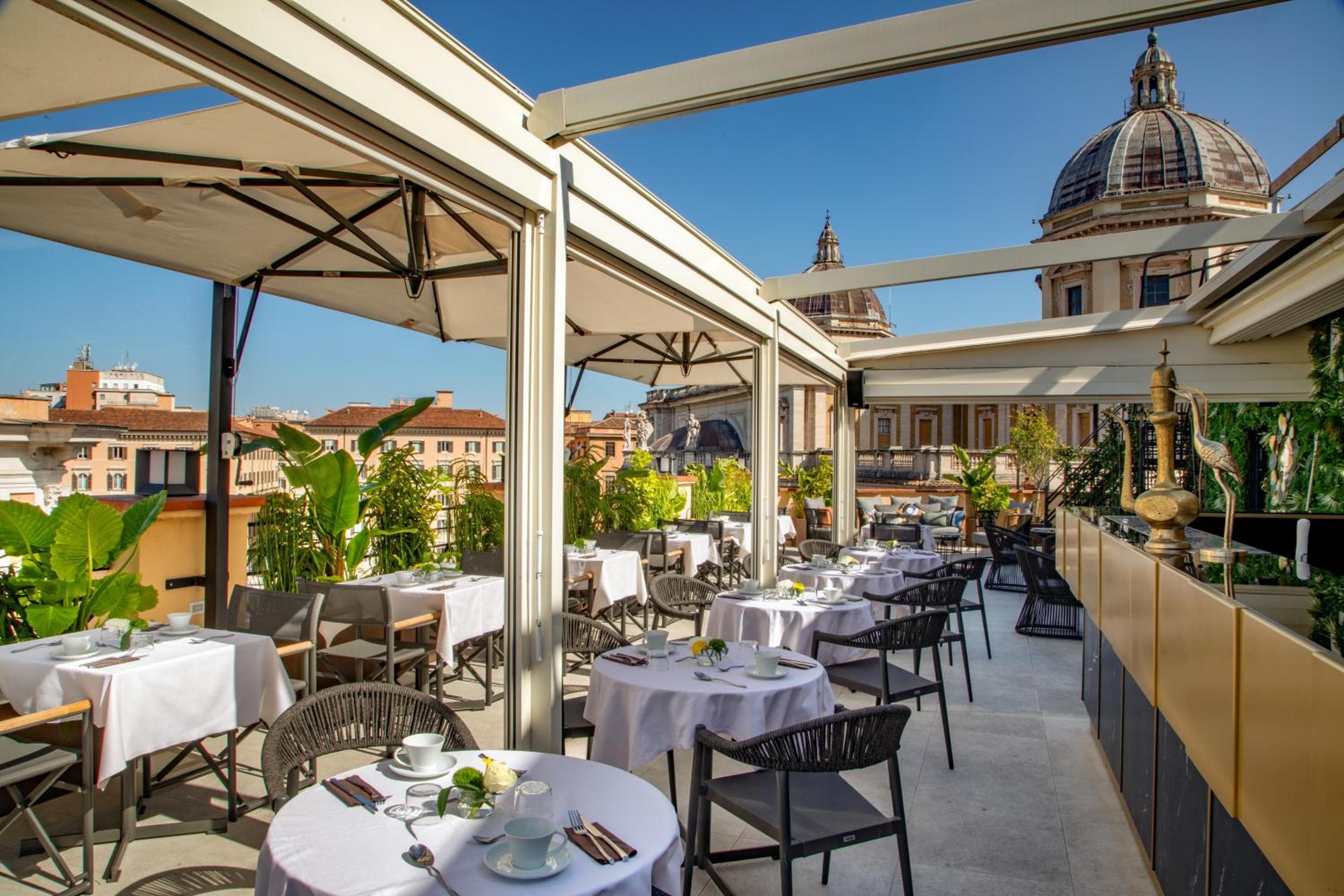 L'Albergo Maggiore — 9