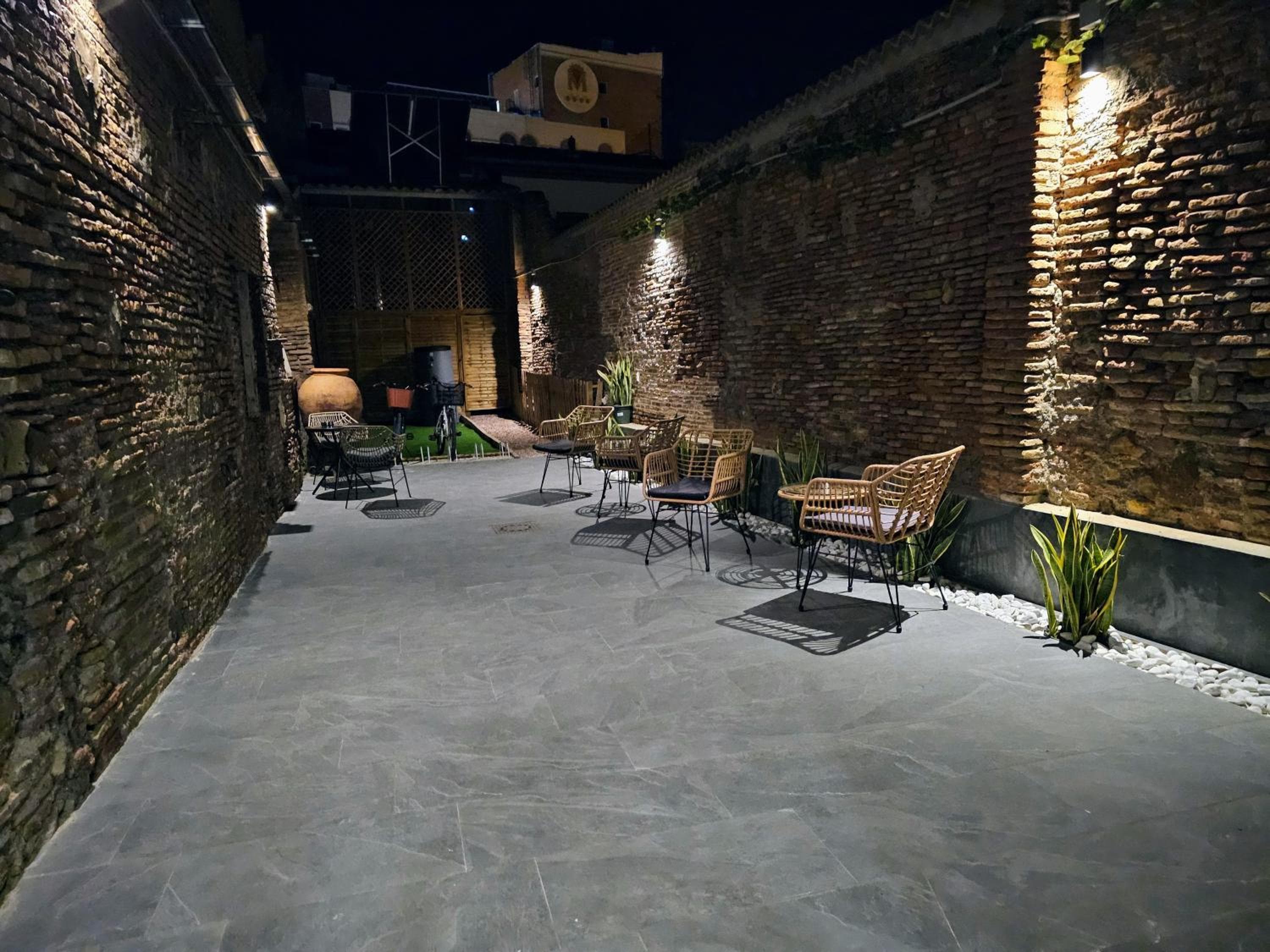 Estudio Trinidad Centro Málaga 2 — 24