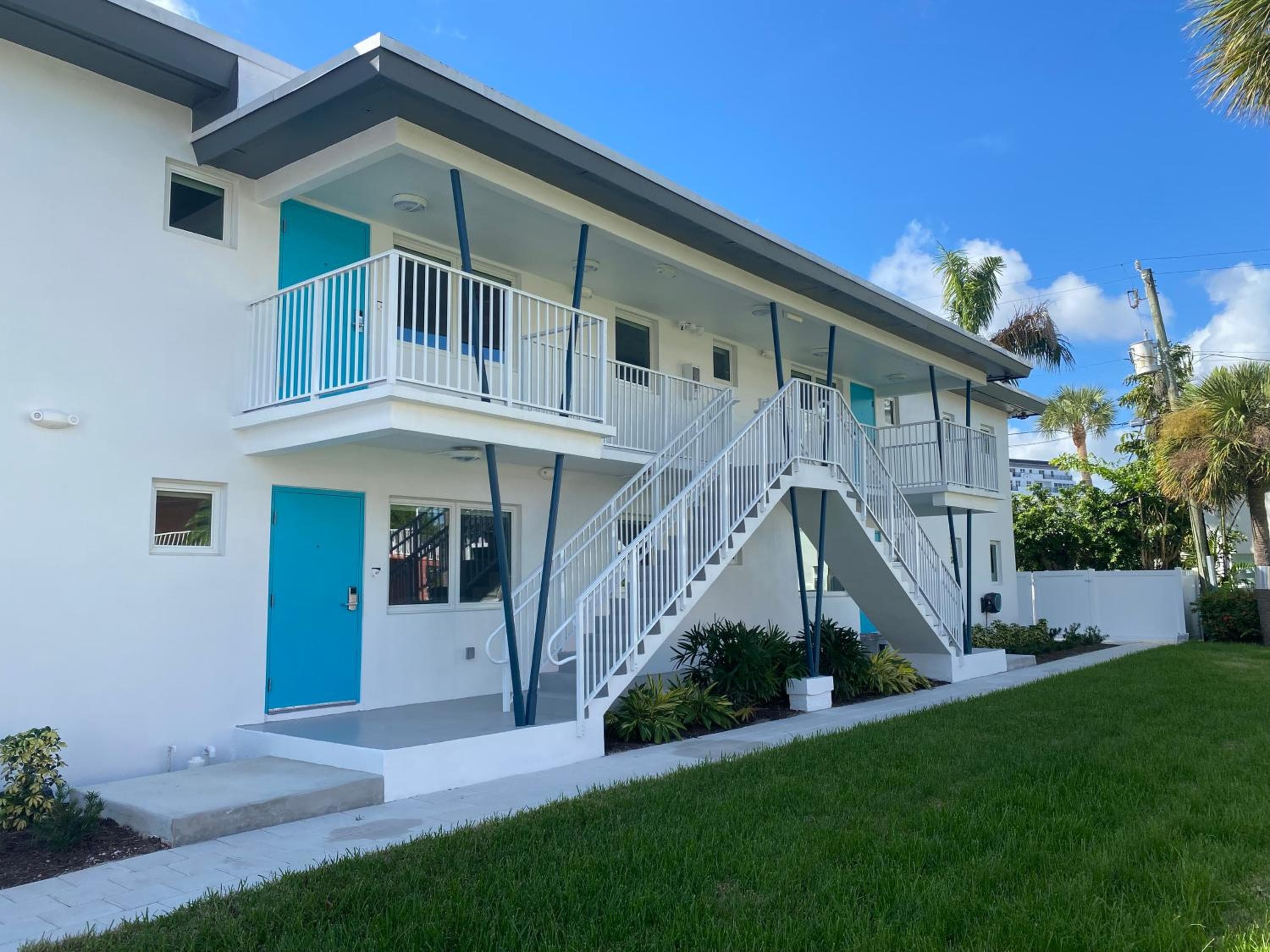 Rolo Beach Hotel — 9