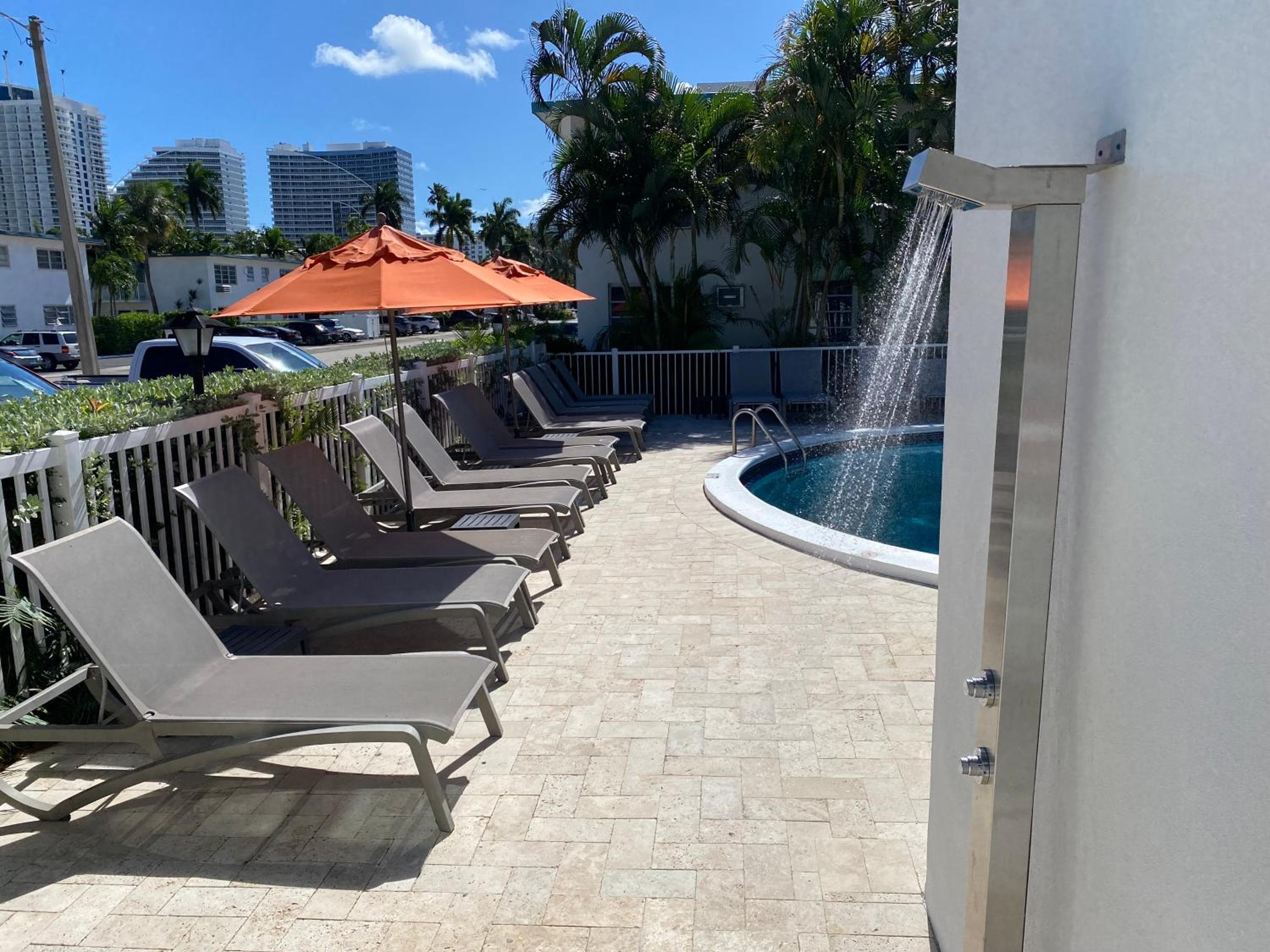 Rolo Beach Hotel — 7