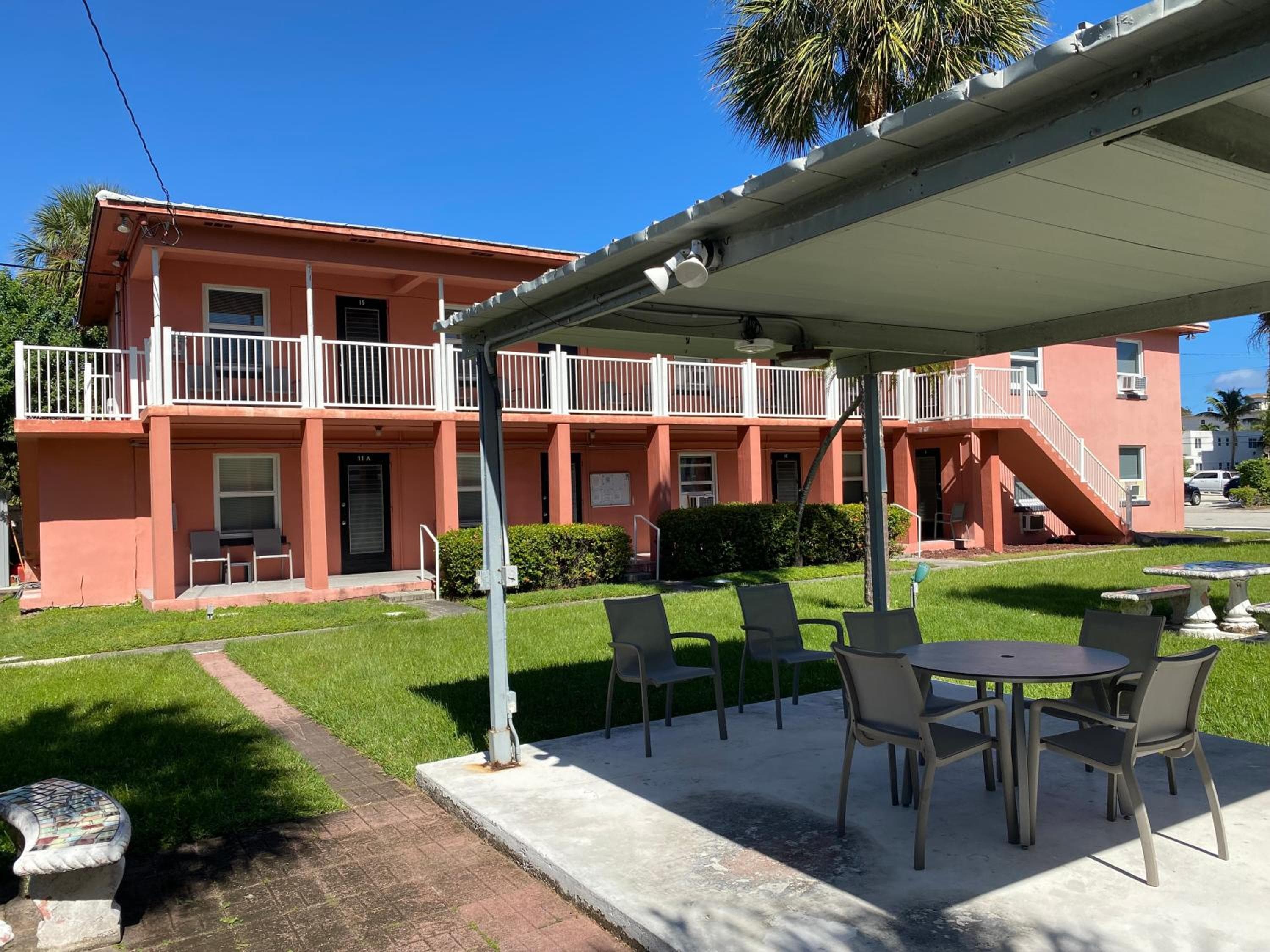Rolo Beach Hotel — 18