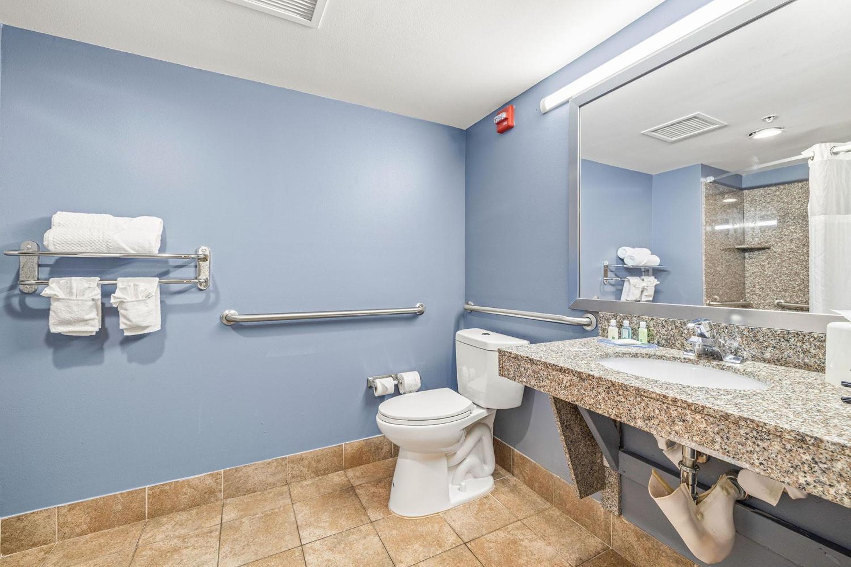 Quality Inn & Suites Tampa near Fairgrounds and Casino — 14
