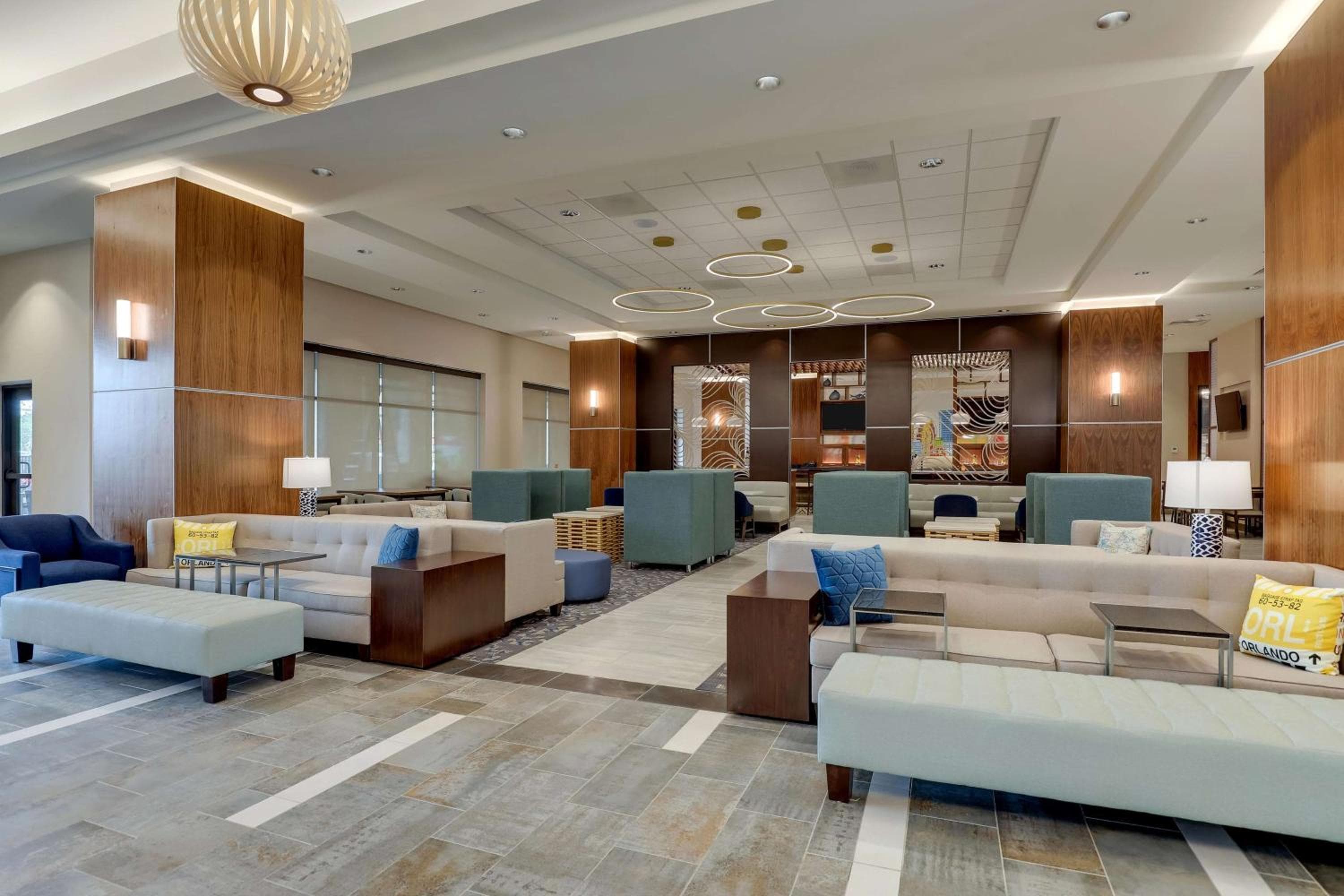 Hotel Drury Plaza Orlando - Área de Disney Springs — 8
