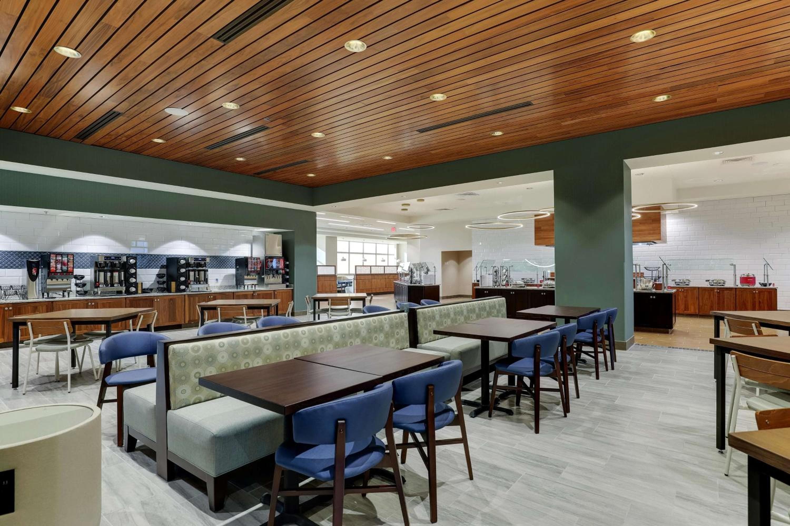 Hotel Drury Plaza Orlando - Área de Disney Springs — 14