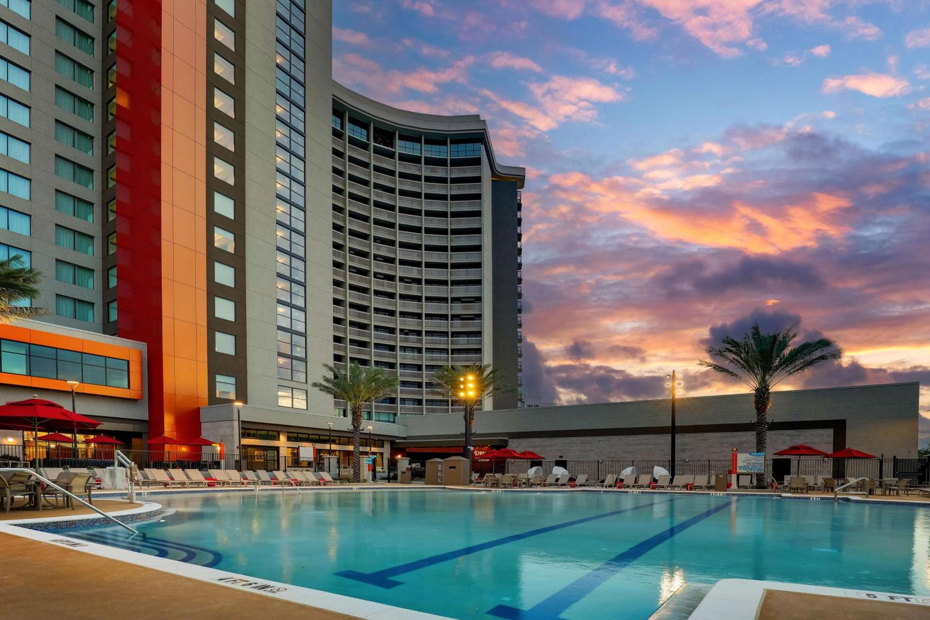 Hotel Drury Plaza Orlando - Área de Disney Springs — 19