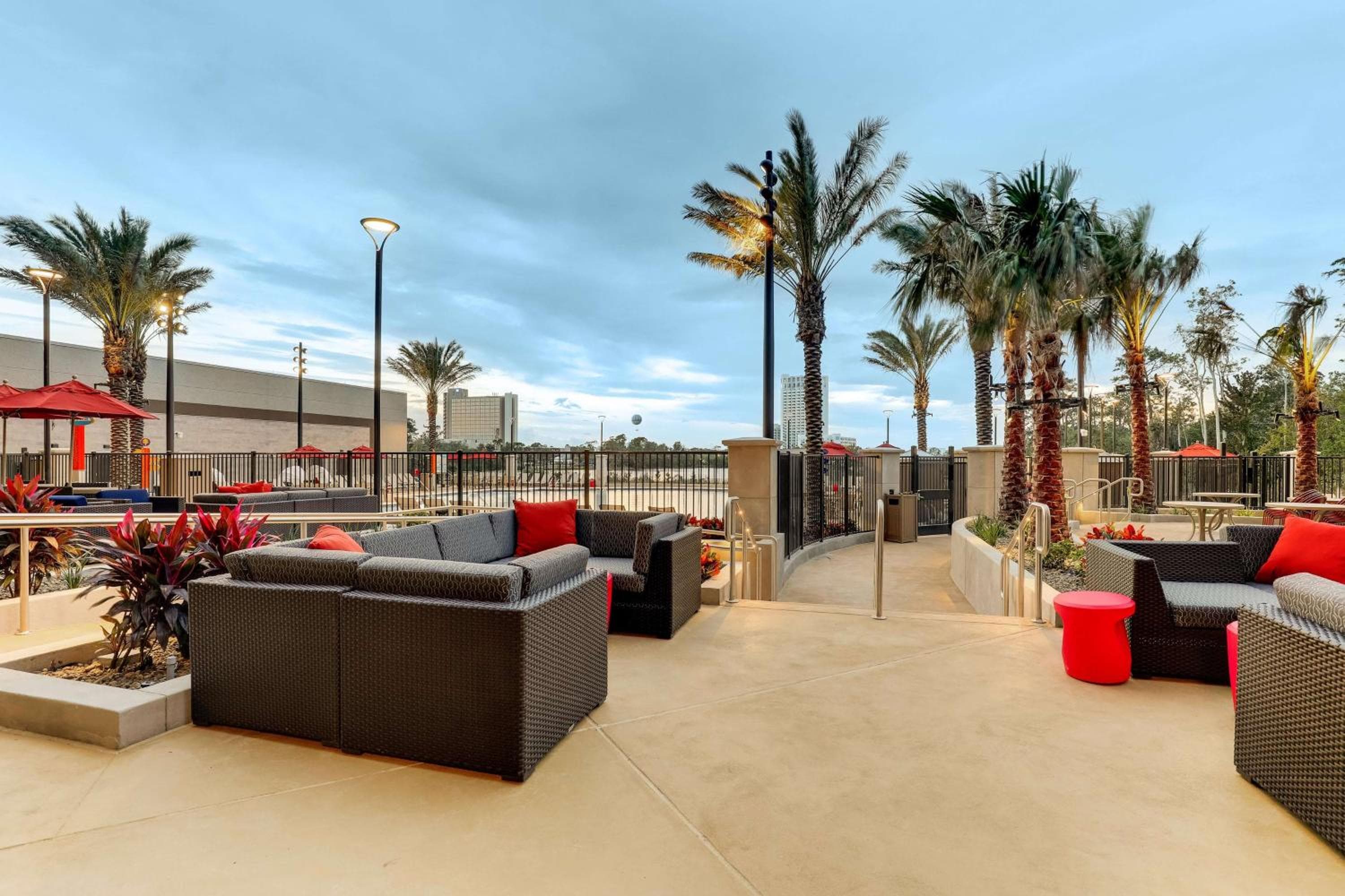 Hotel Drury Plaza Orlando - Área de Disney Springs — 24