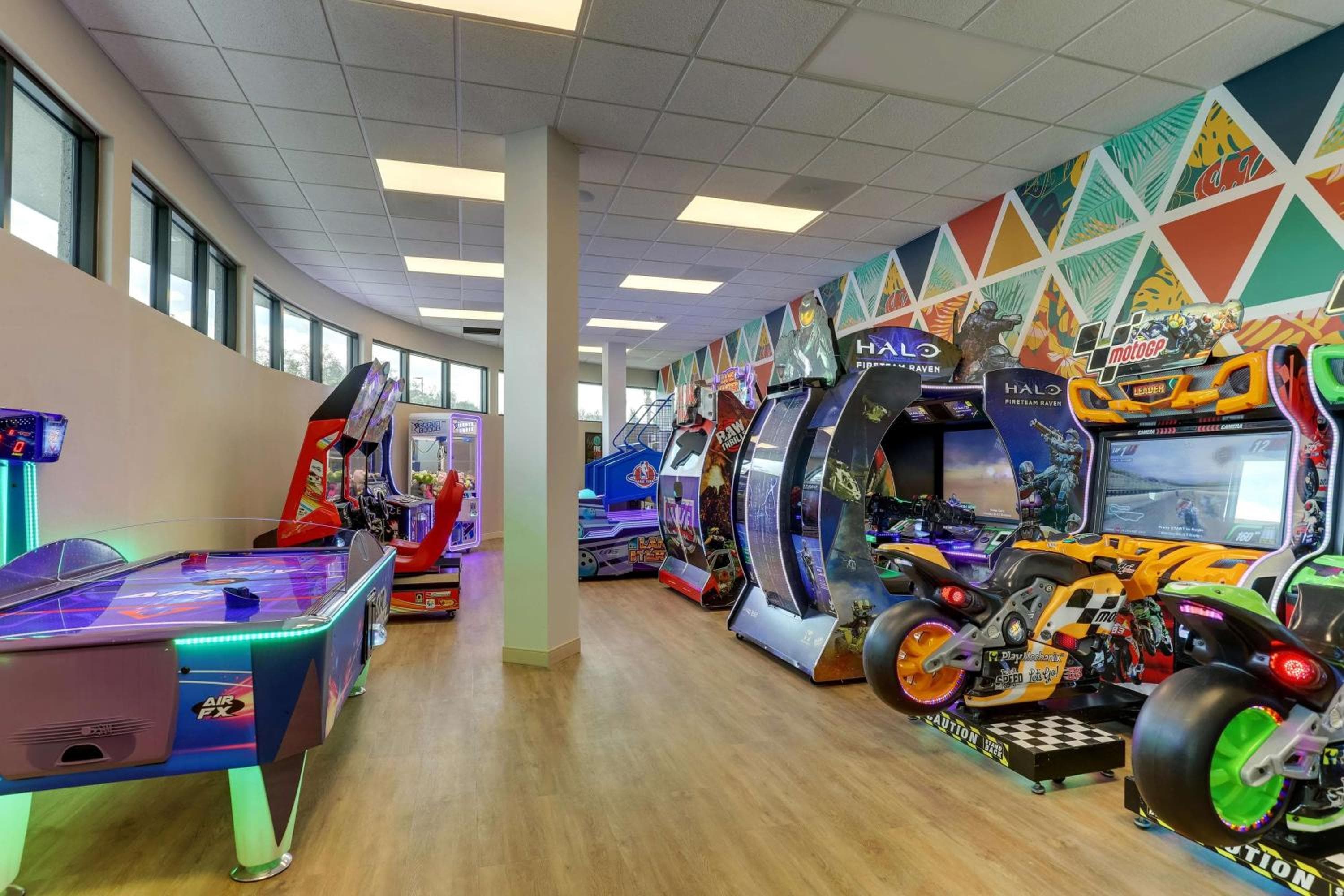 Hotel Drury Plaza Orlando - Área de Disney Springs — 25