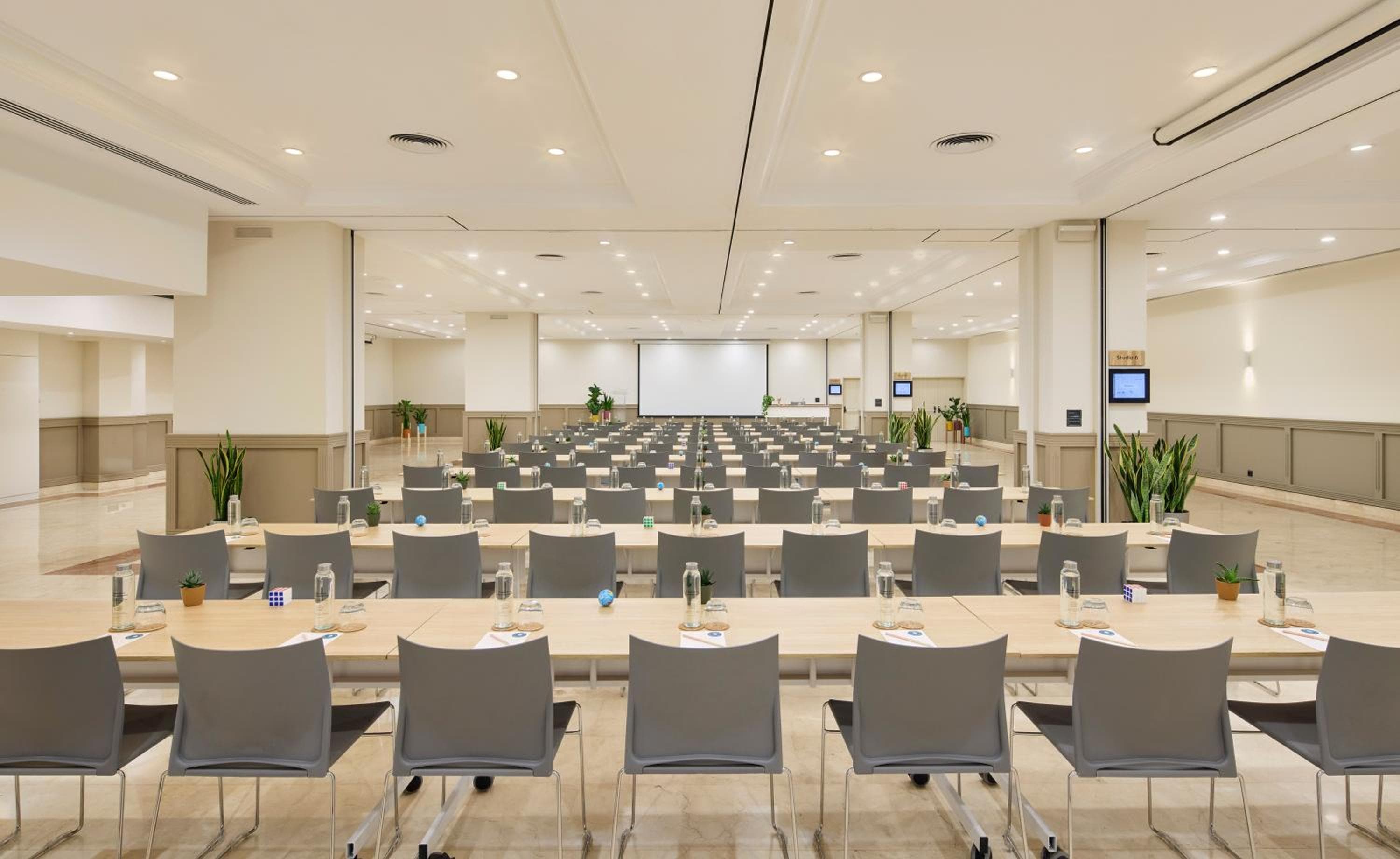 INNSiDE by Meliá Barcelona Apolo hotel, Avenida Paralelo, 57-59, Barcelona, Spain — photo 48