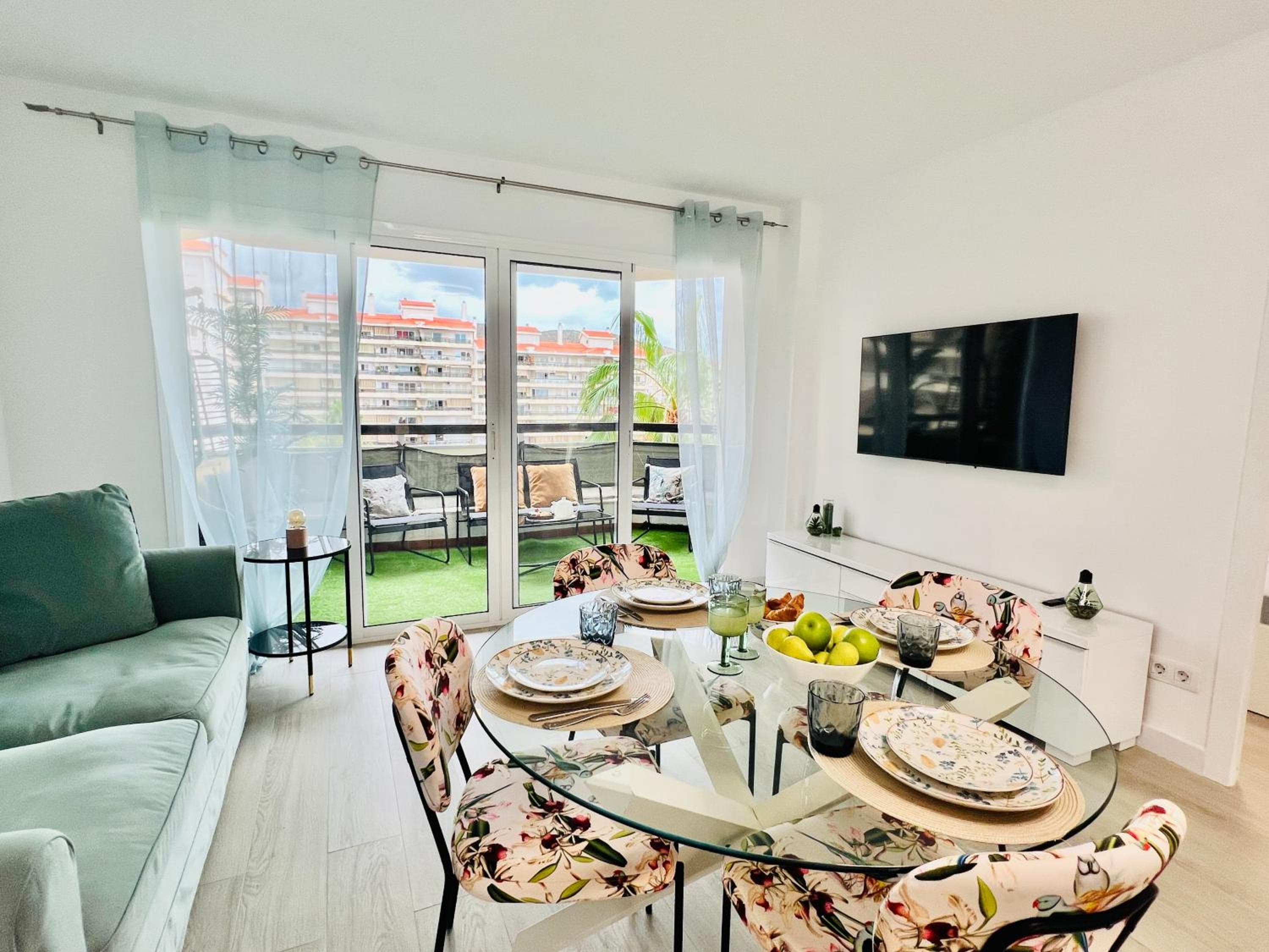Los Cristianos Apartment in Jardines del Sur — 1