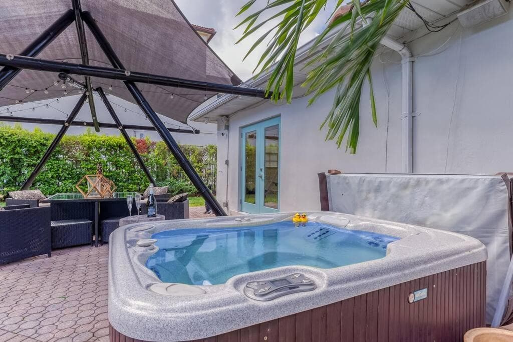 Mango Manor - Walk to Las Olas! — 3
