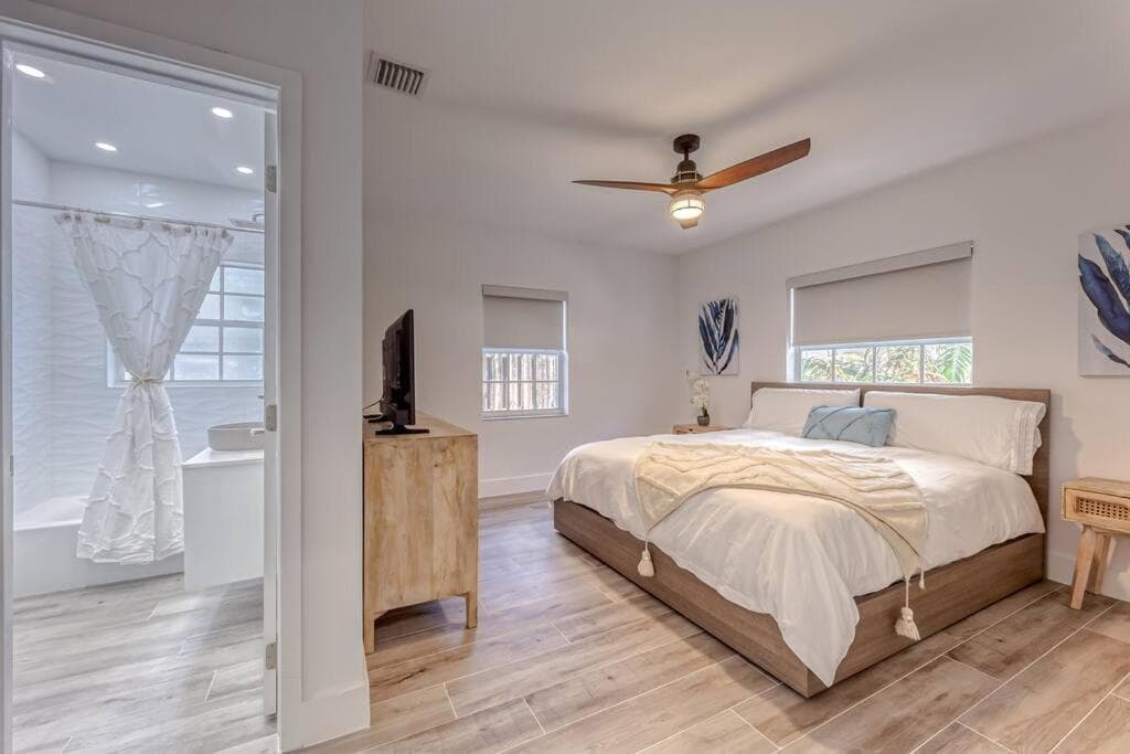 Mango Manor - Walk to Las Olas! — 20