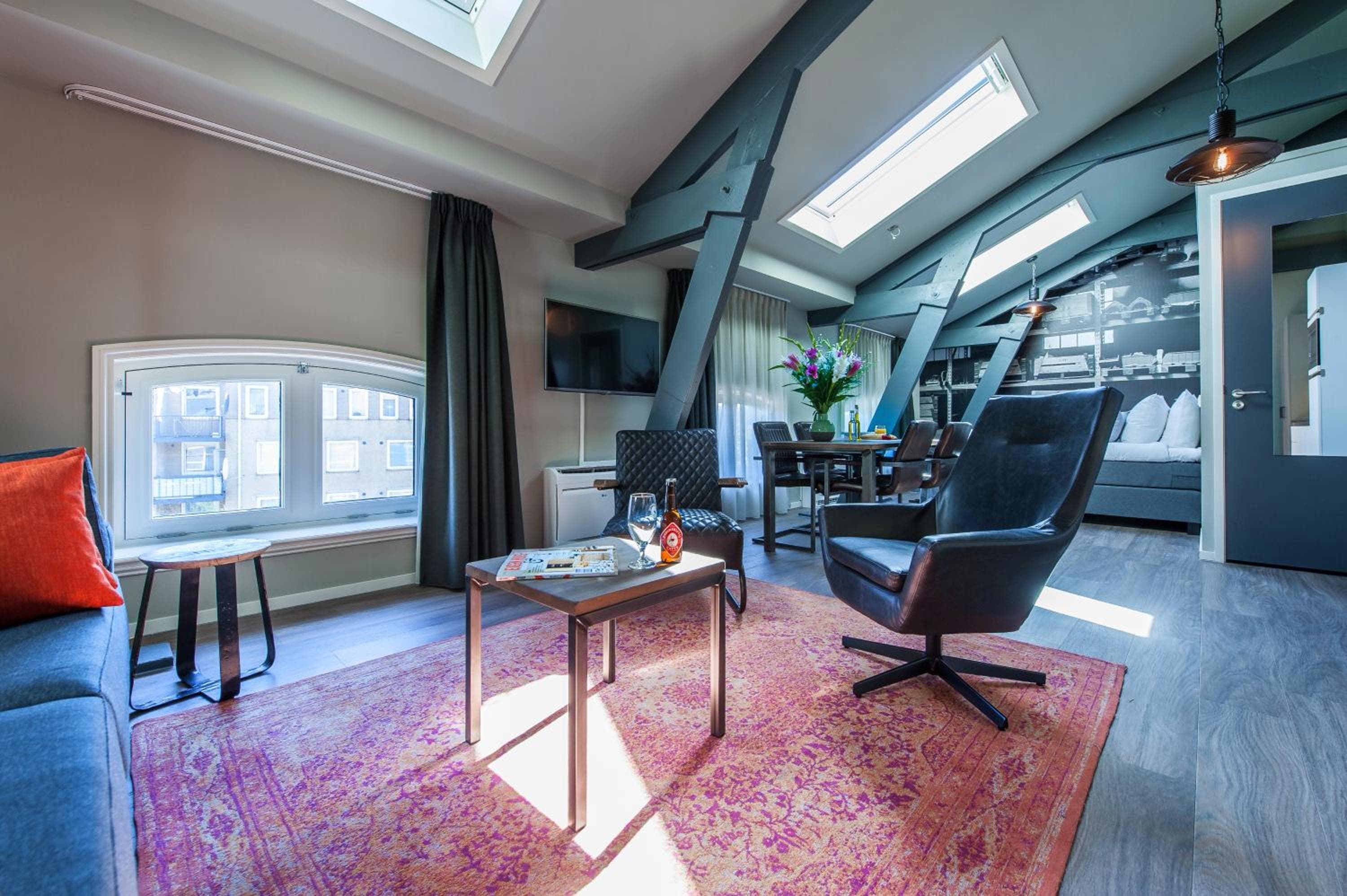 EVVIVA Amsterdam marittima — 13