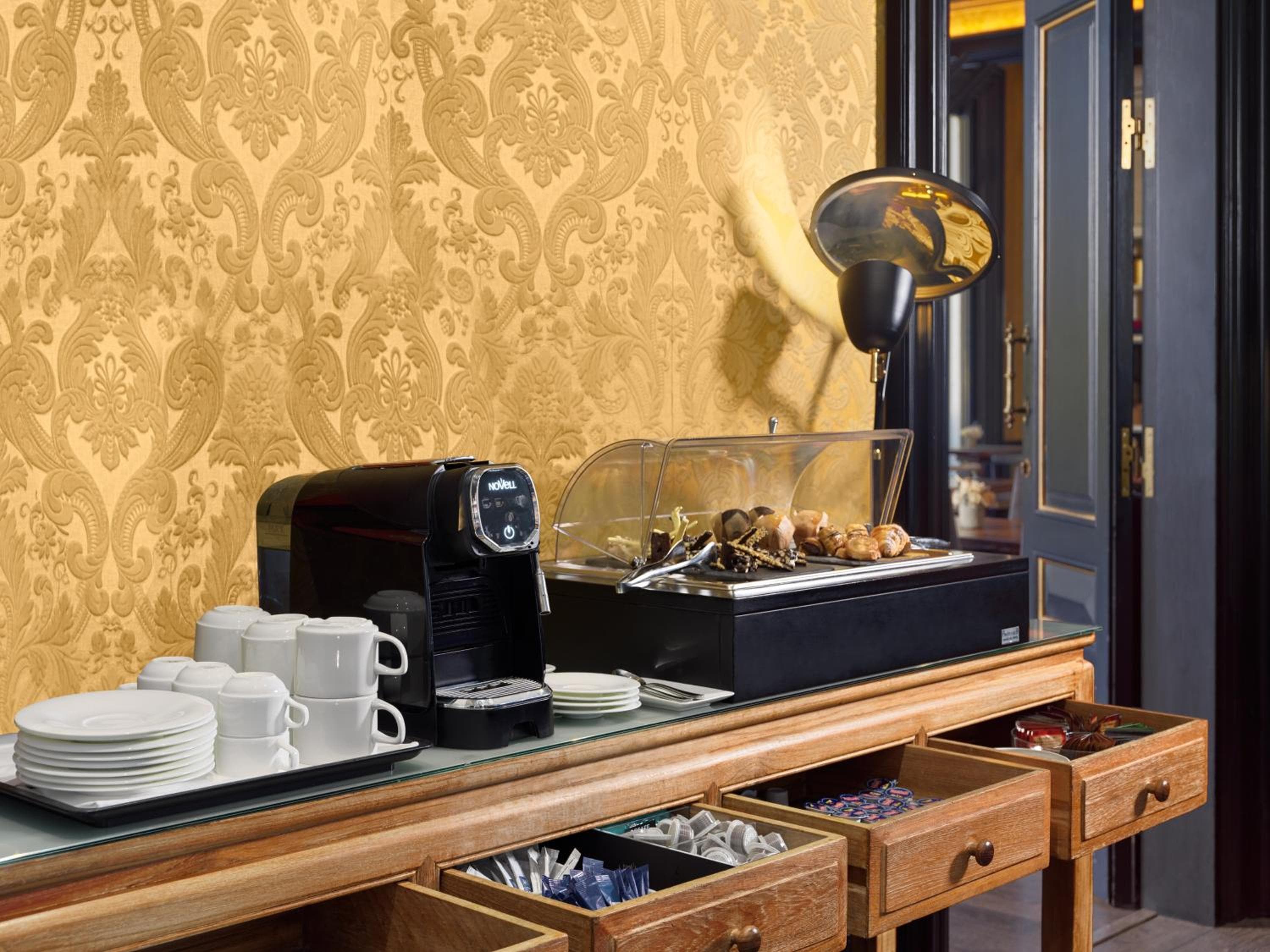 Boutique Hotel H10 Catalunya Plaza — 12