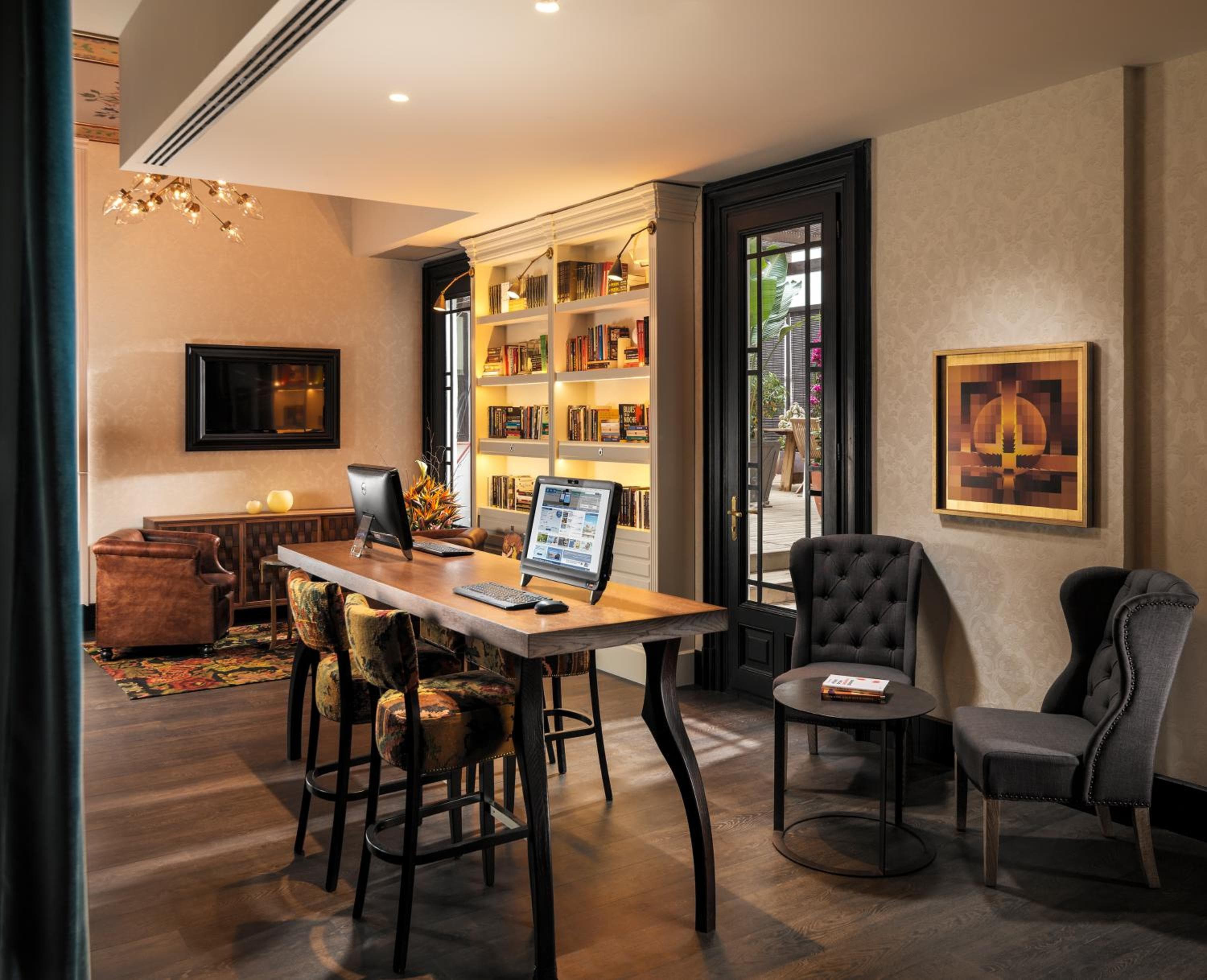 Boutique Hotel H10 Catalunya Plaza — 11