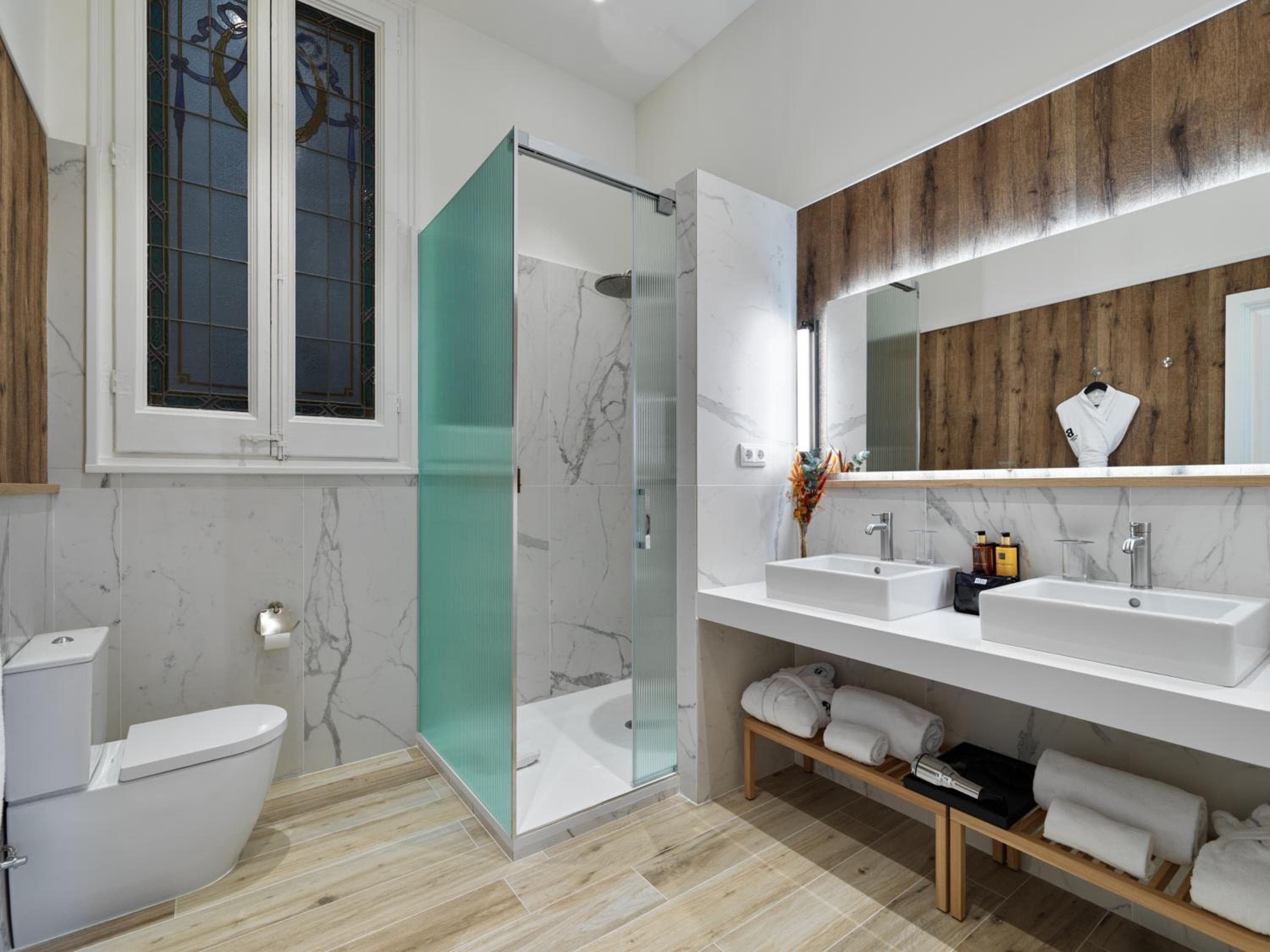 Boutique Hotel H10 Catalunya Plaza — 28