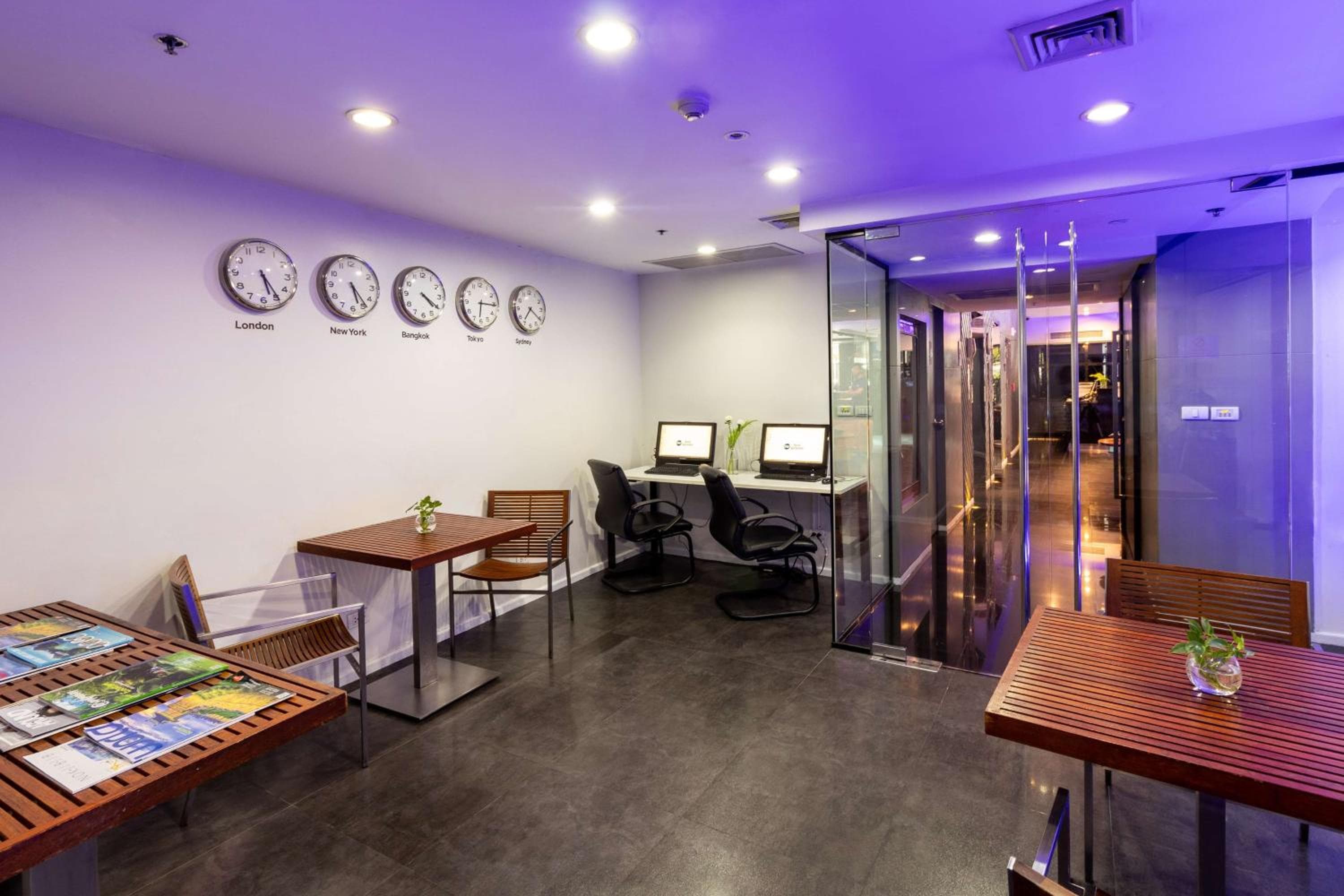 Best Western Sukhumvit 20 — 17