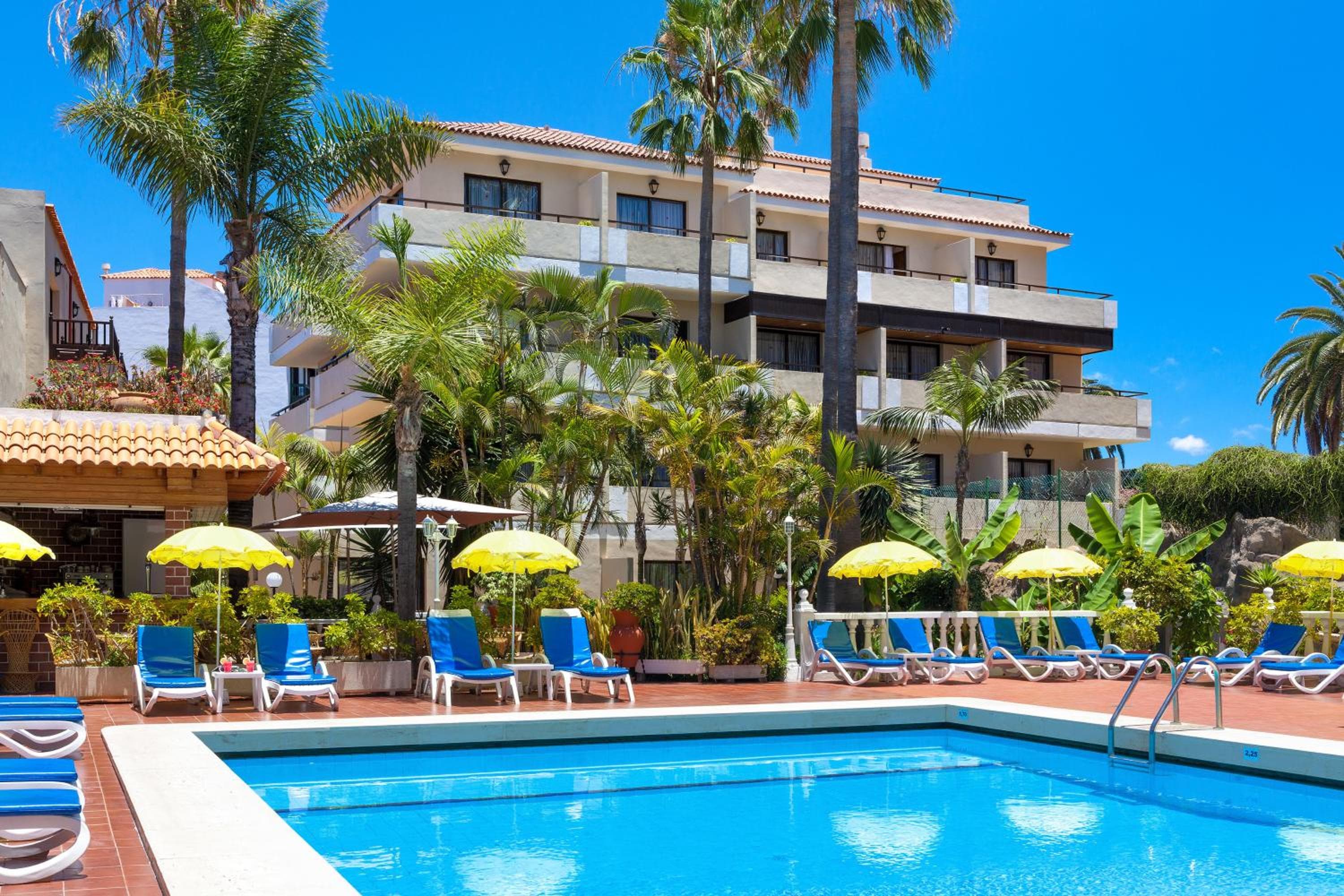 Hotel Don Manolito — 1
