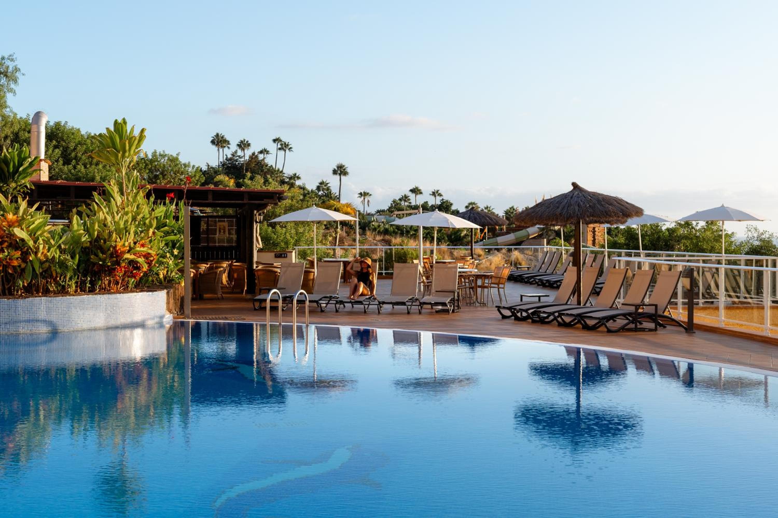 Wyndham Residences Costa Adeje — 1
