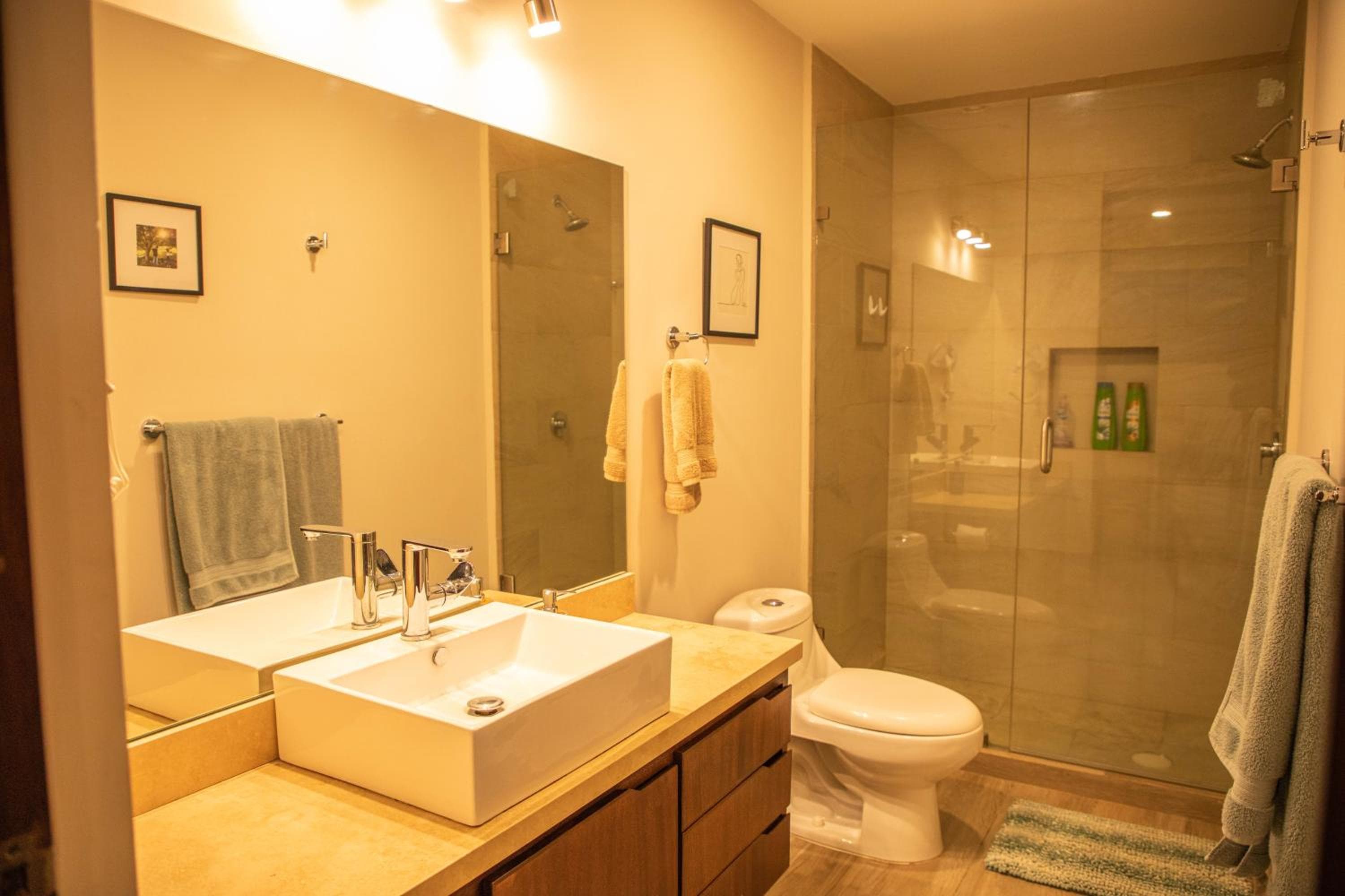 NEW Condo w/Rooftop Pool & View — 20