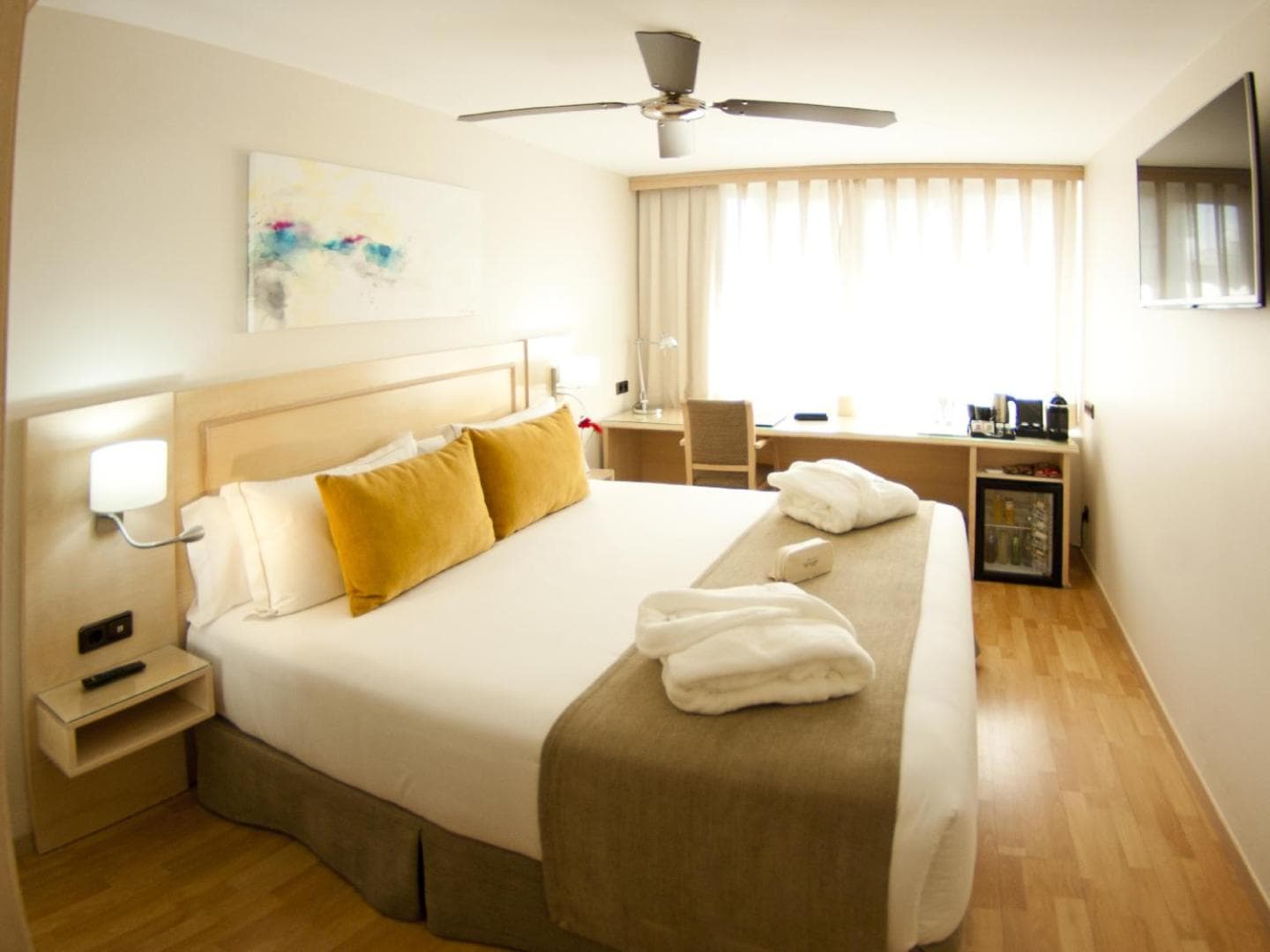 BYPILLOW Castellana — 12
