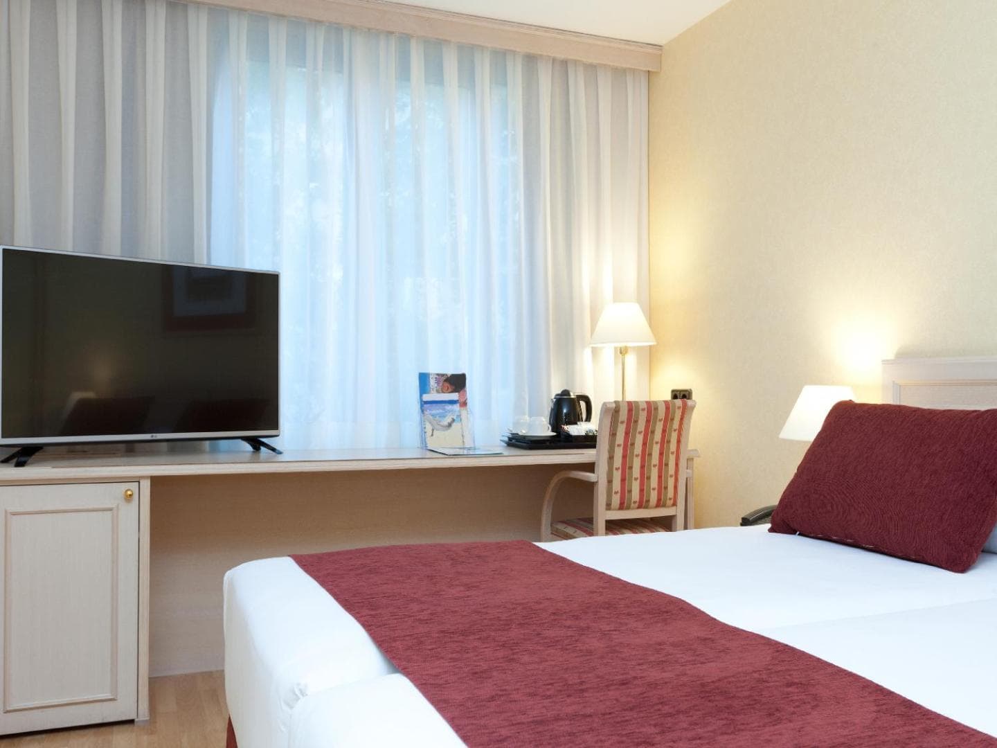 BYPILLOW Castellana — 11