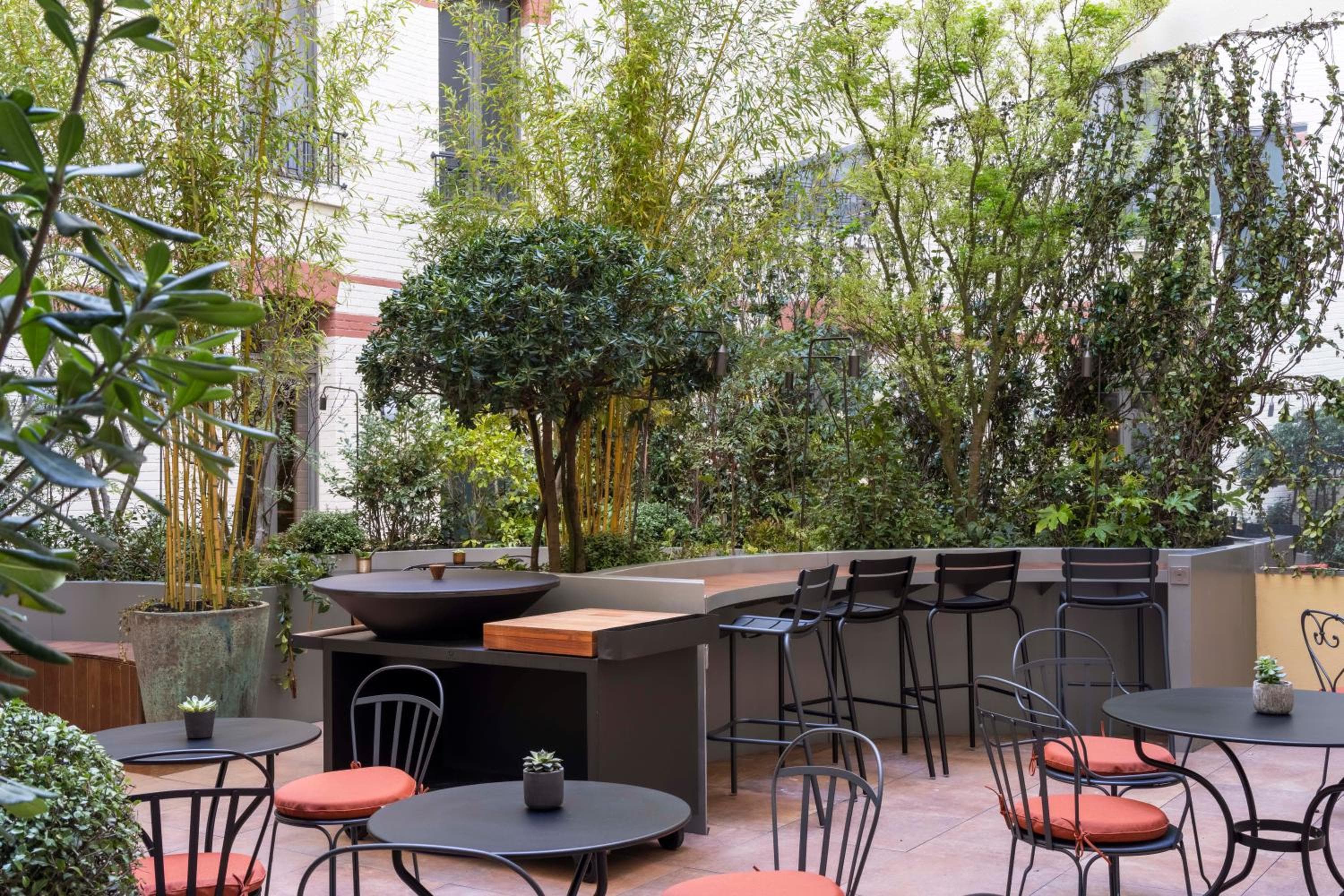 Victoria Palace Hotel hotel, 6 Rue Blaise Desgoffe, Paris, France — photo 91