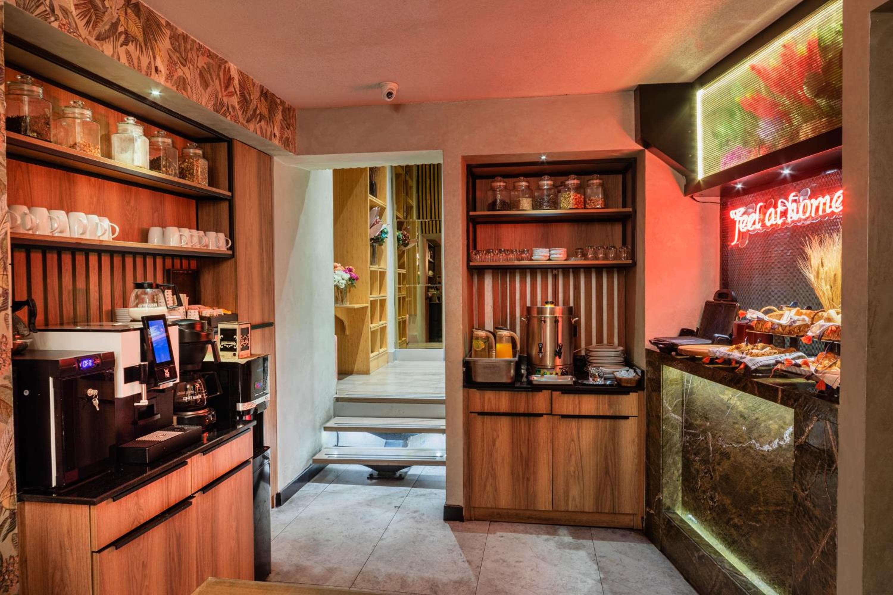 Ayramin Deluxe Hotel Taksim — 8