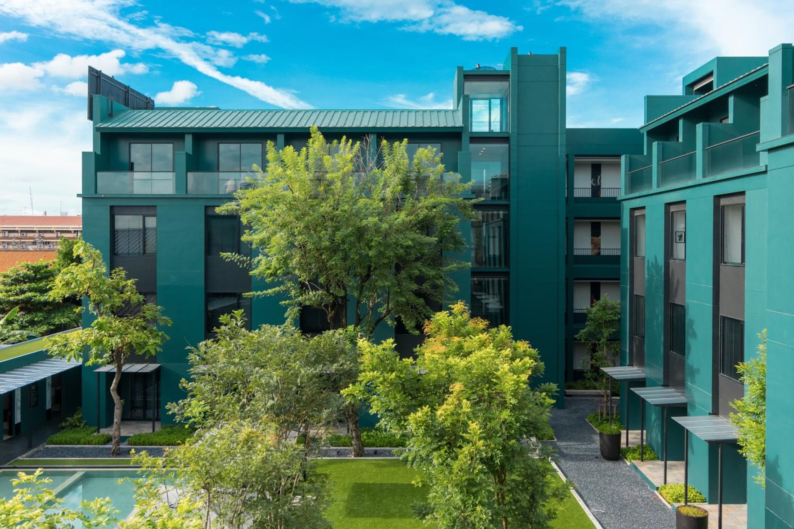 Theatre Residence — 4