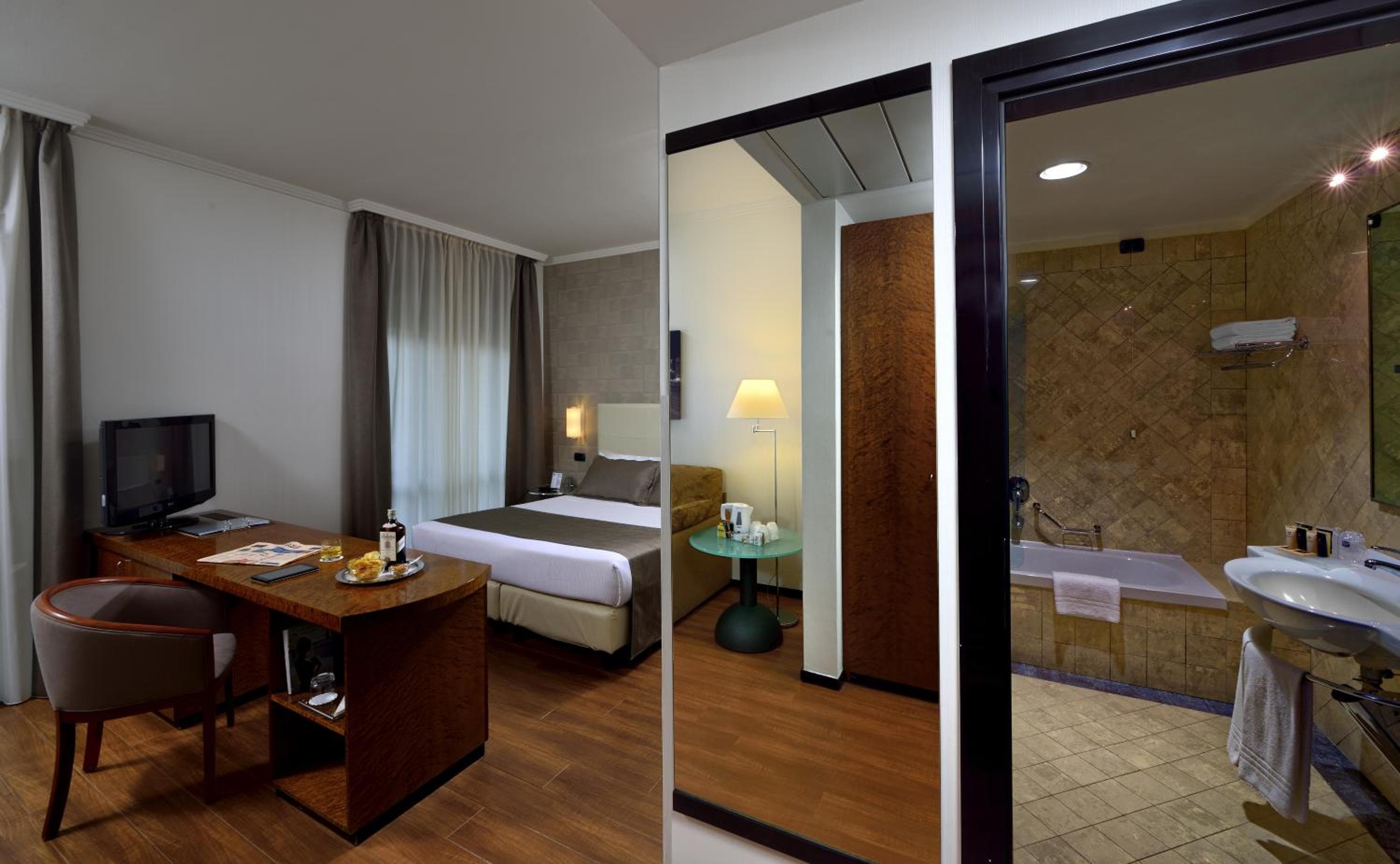 Best Western Hotel City — 28