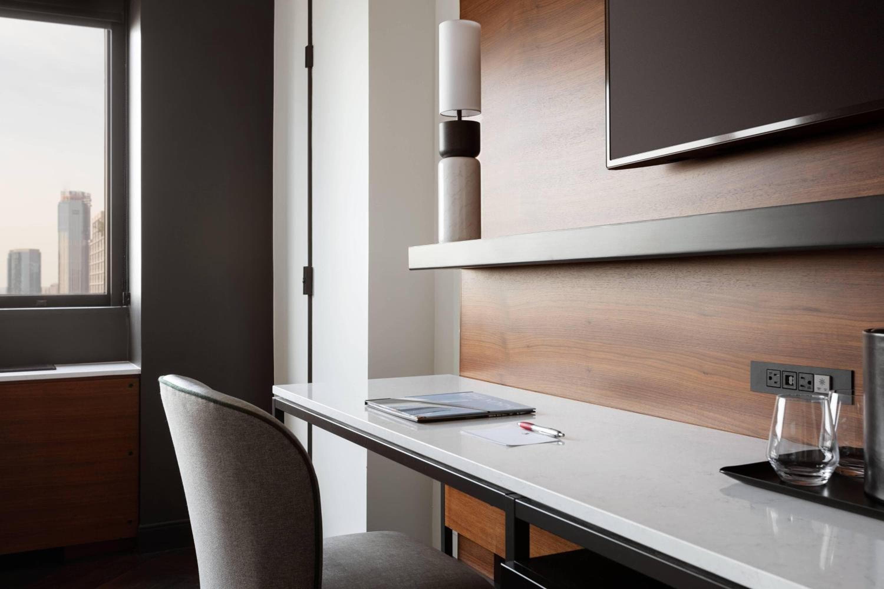 New York Marriott Downtown — 16