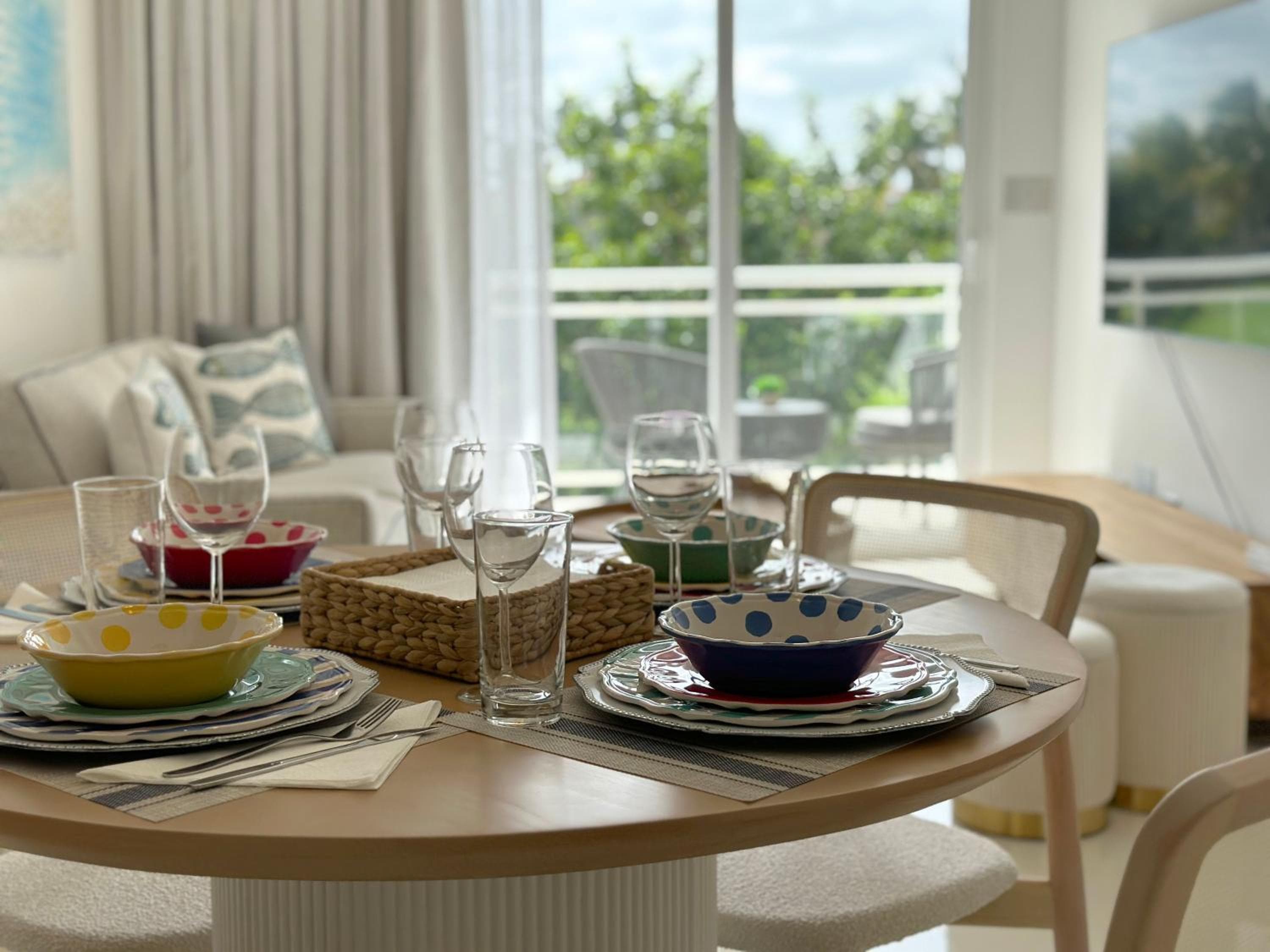 Golf e condominio con vista sul lago vicino alla spiaggia — 4