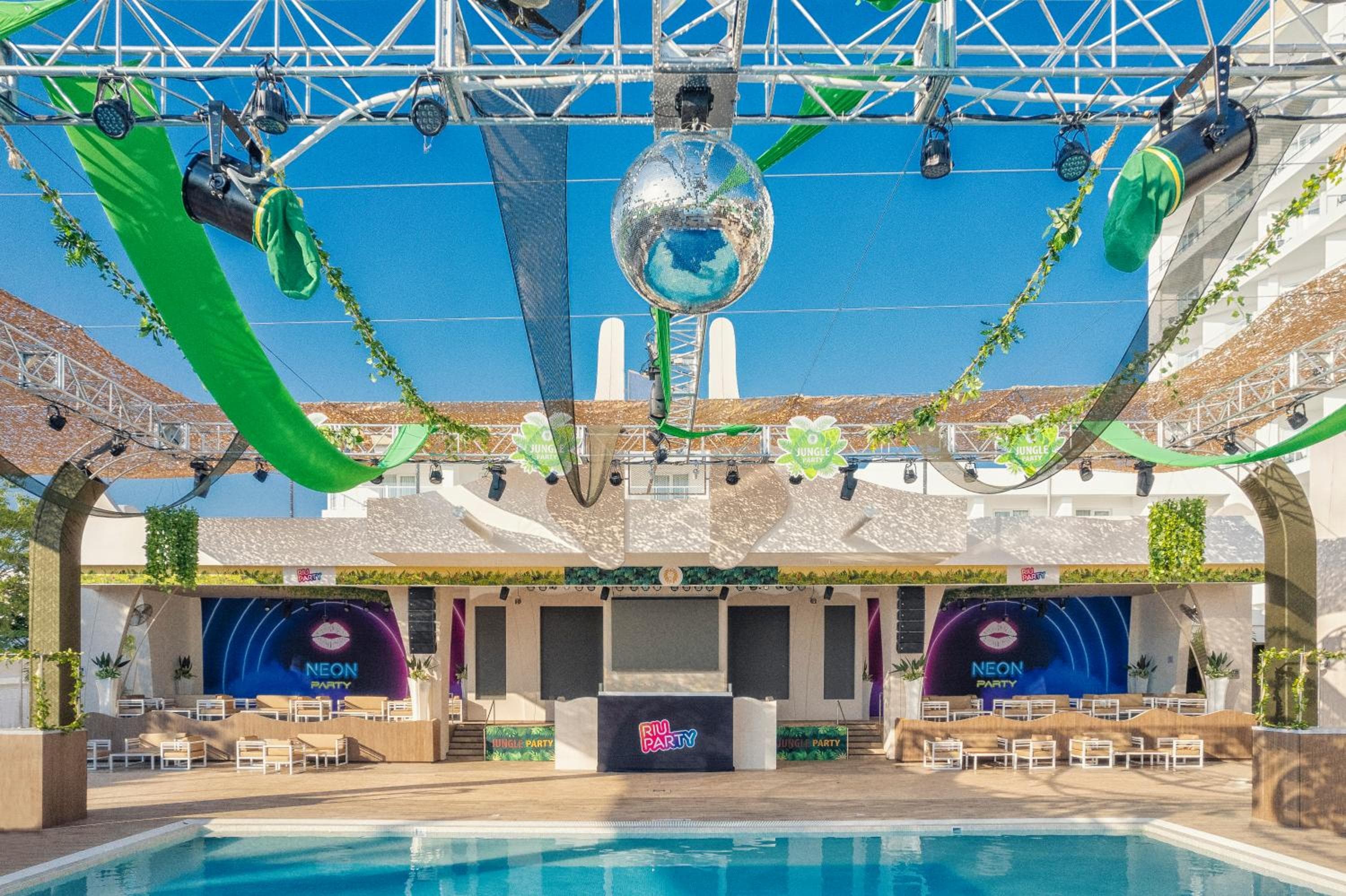 Riu Caribe - All Inclusive — 18