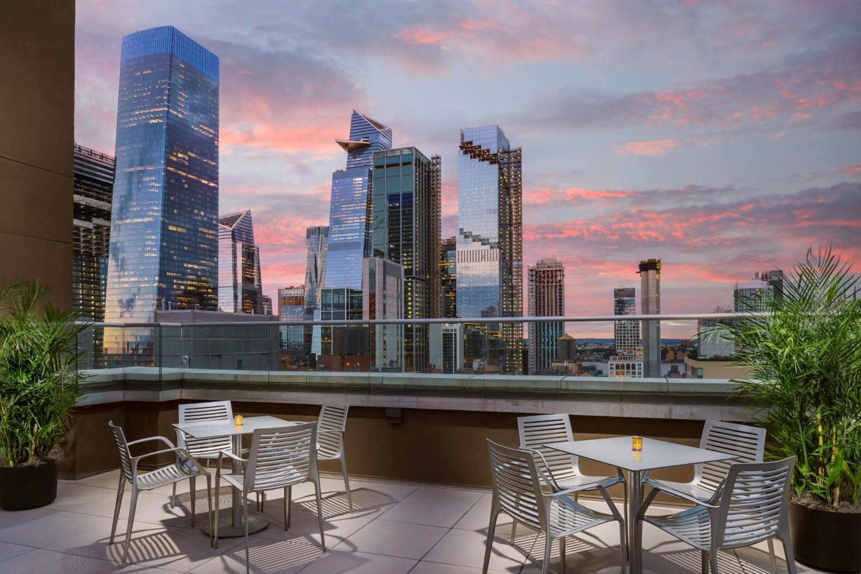DoubleTree by Hilton New York Times Square South — 27