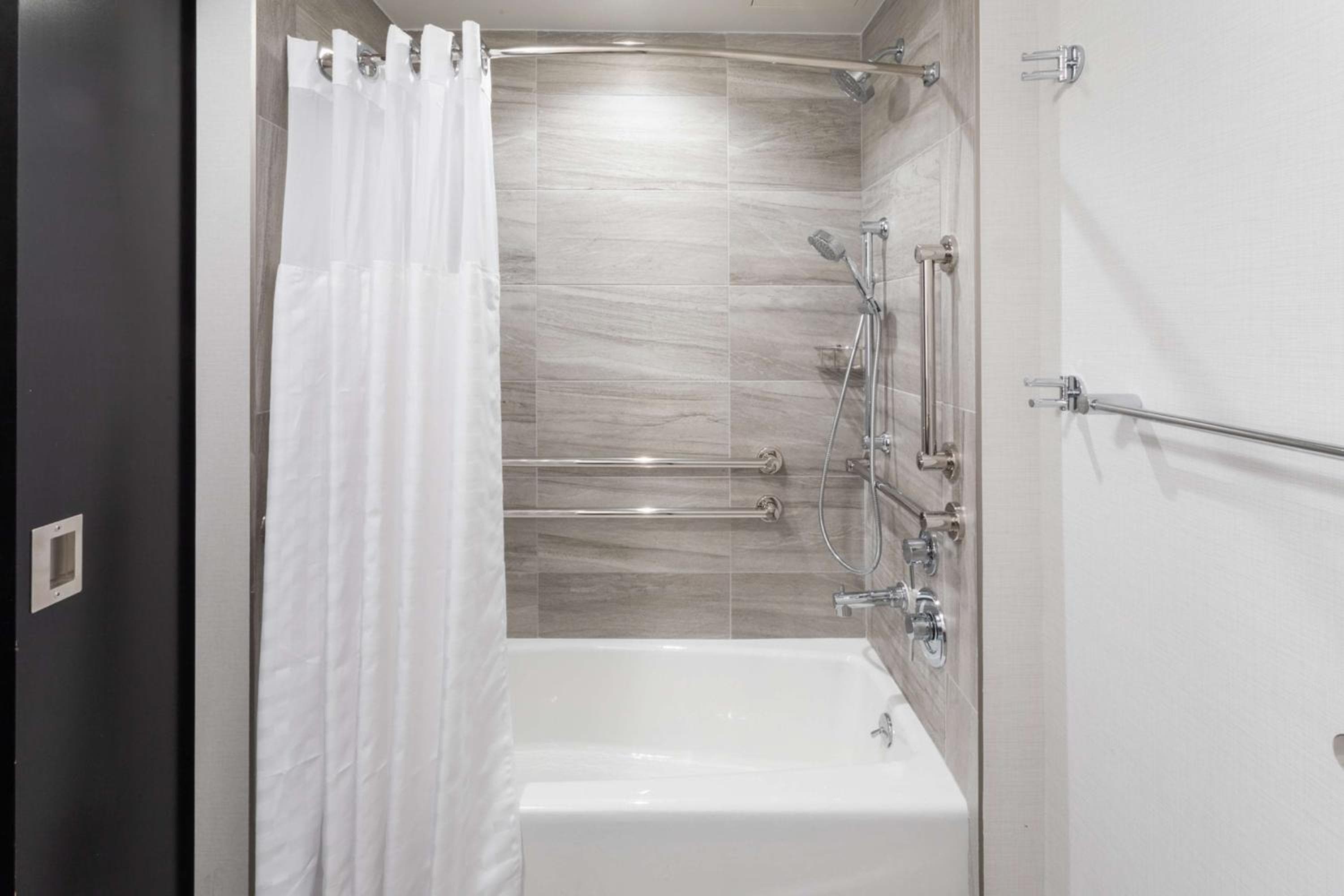 DoubleTree by Hilton New York Times Square South — 8