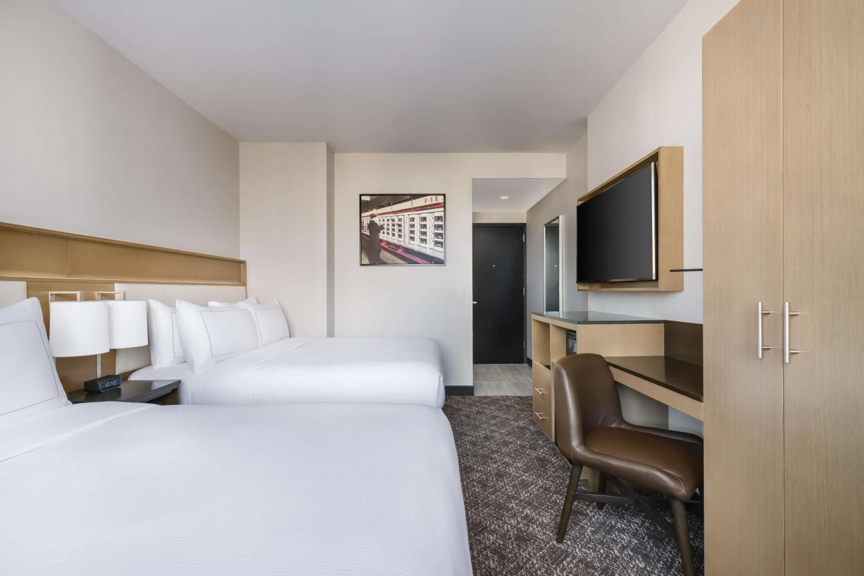 DoubleTree by Hilton New York Times Square South — 17