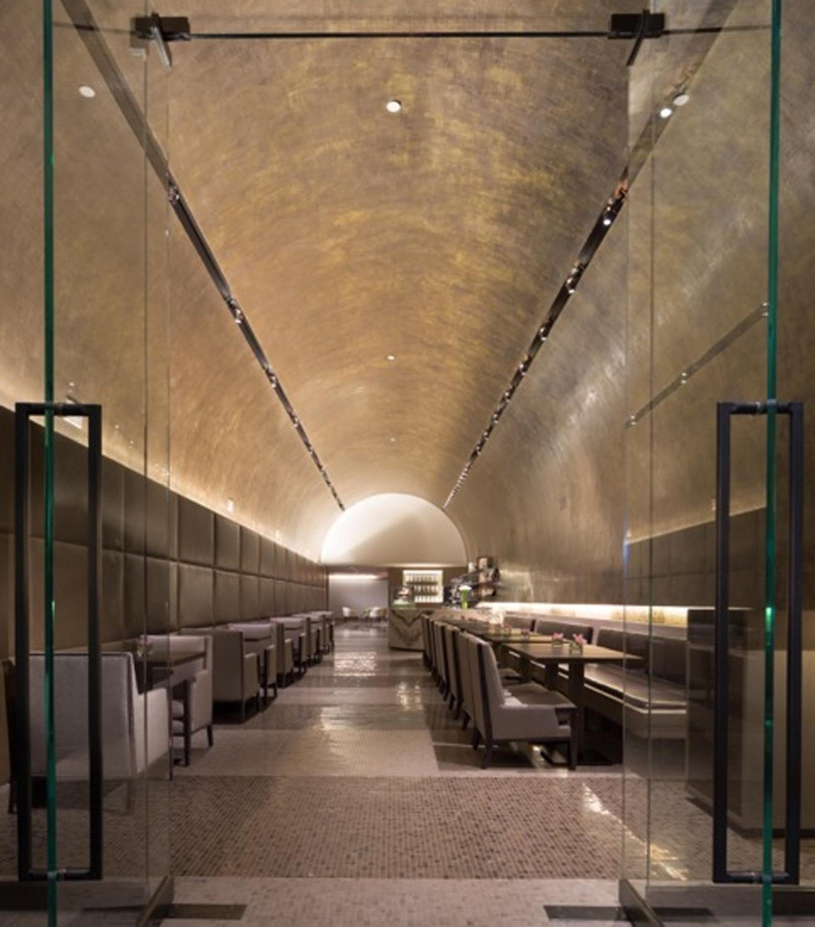 The Knickerbocker Hotel — 21
