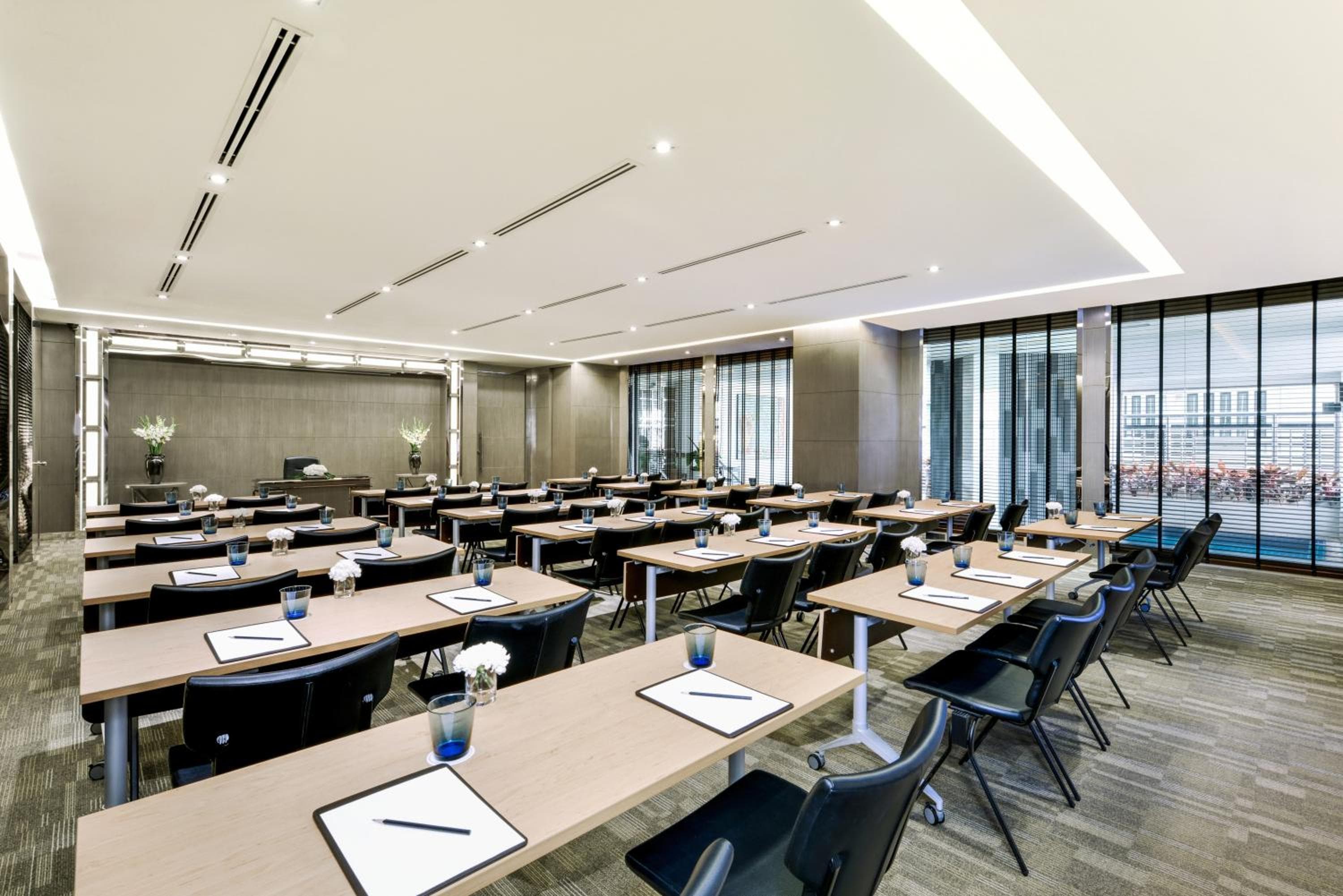 Centre Point Hotel Chidlom Bangkok — 12