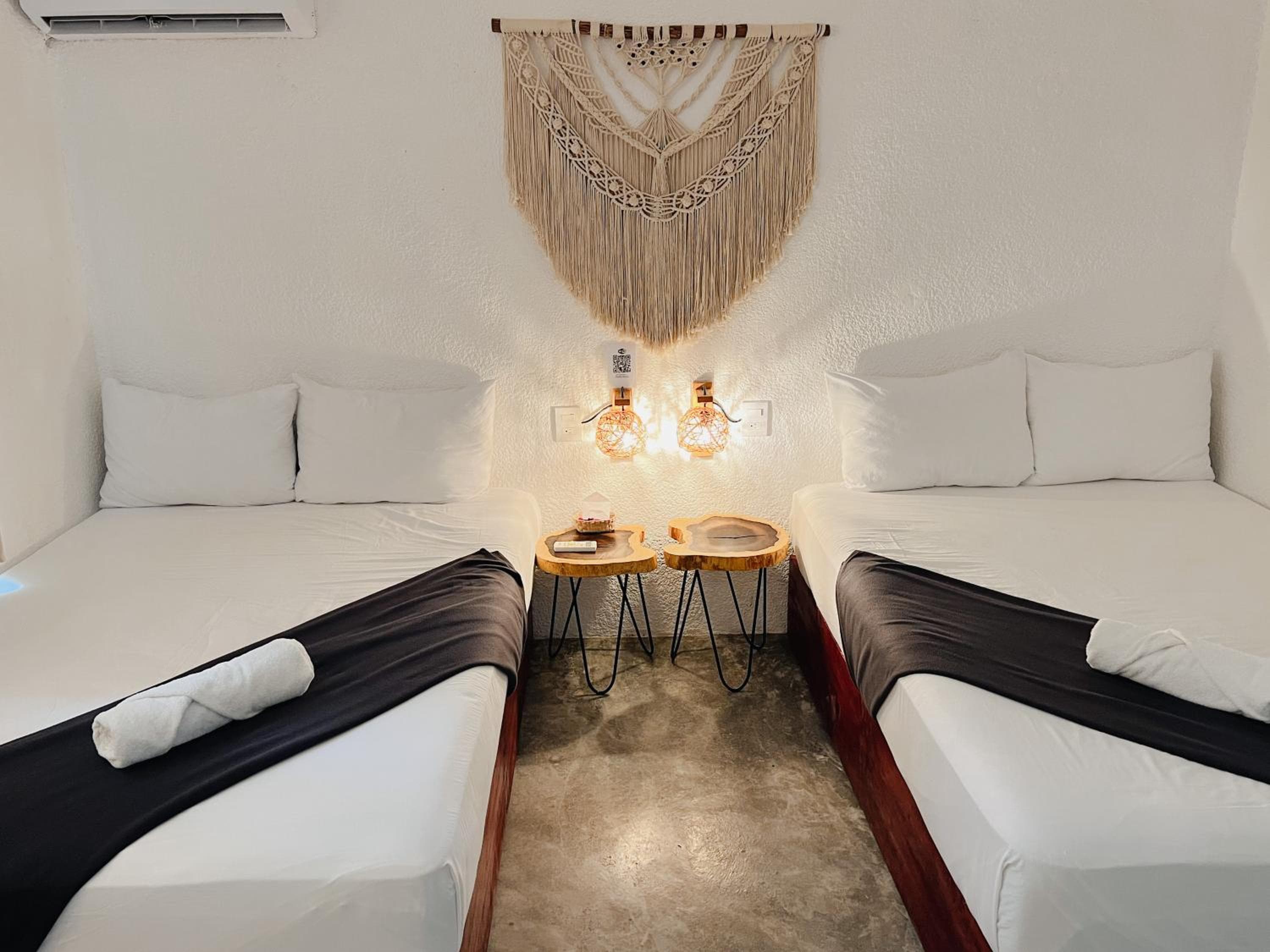 Hotel und Hostel KAB — 13