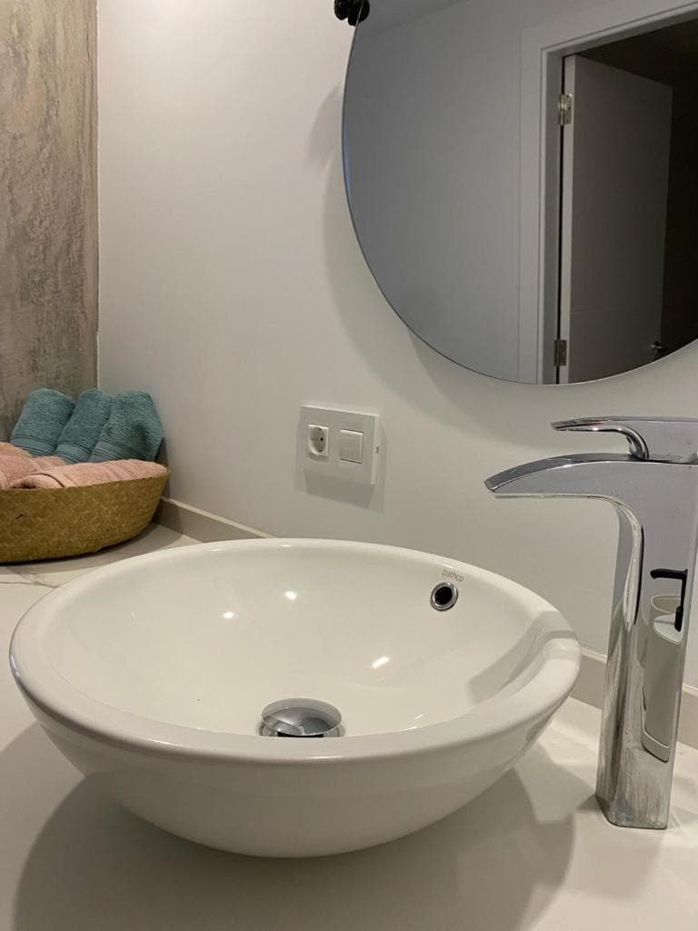 DETAIL AQUA — 5