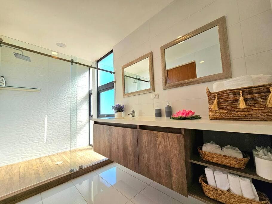 Amazing Panoramic View from Penthouse in Pedregal — 29