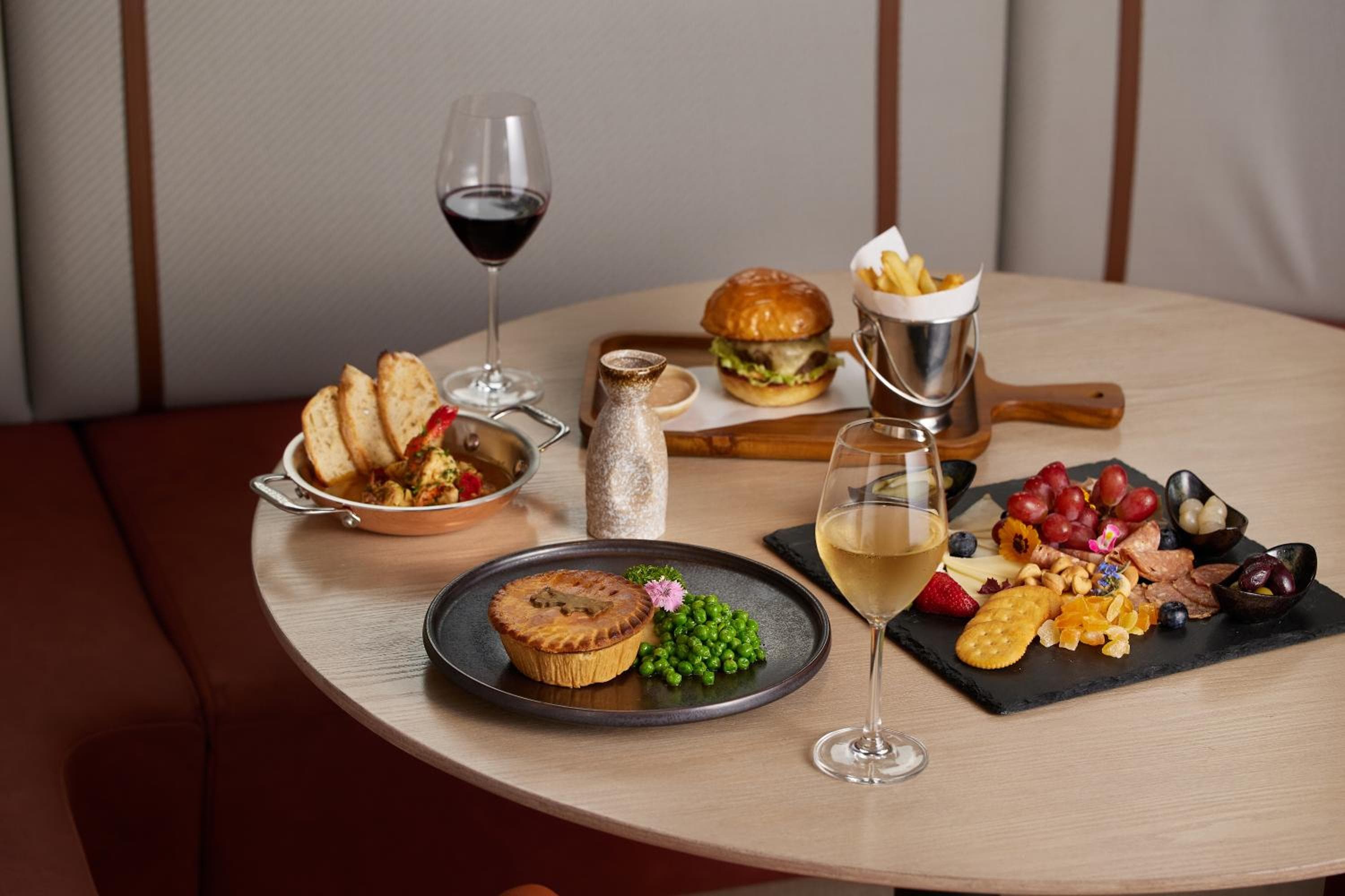 Courtyard by Marriott Bangkok Sukhumvit 20 — 5