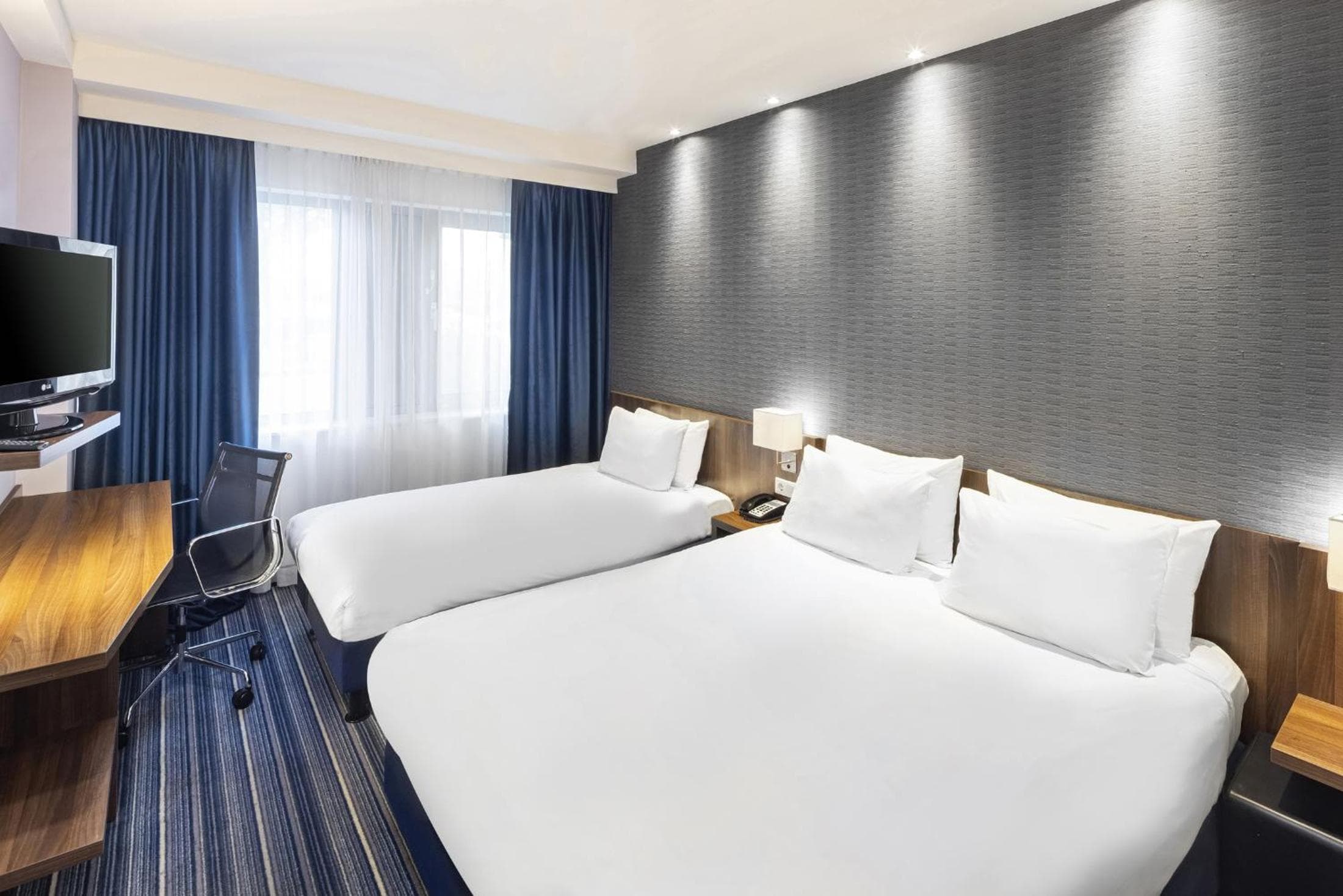 Holiday Inn Express Amsterdam Arena Towers by IHG — 30